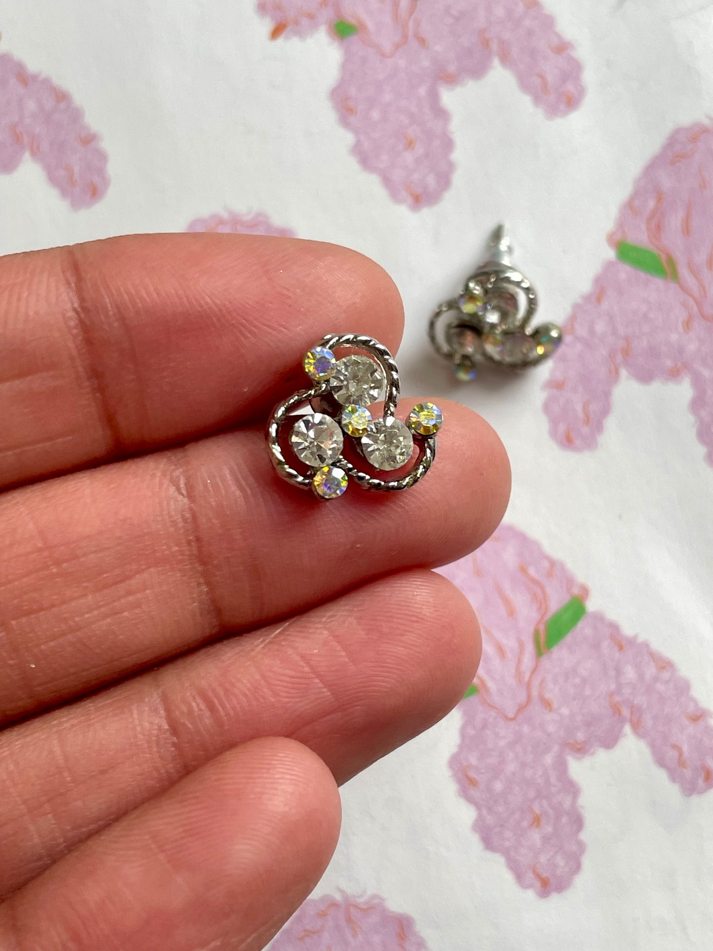 Swirl oorbellen met strass