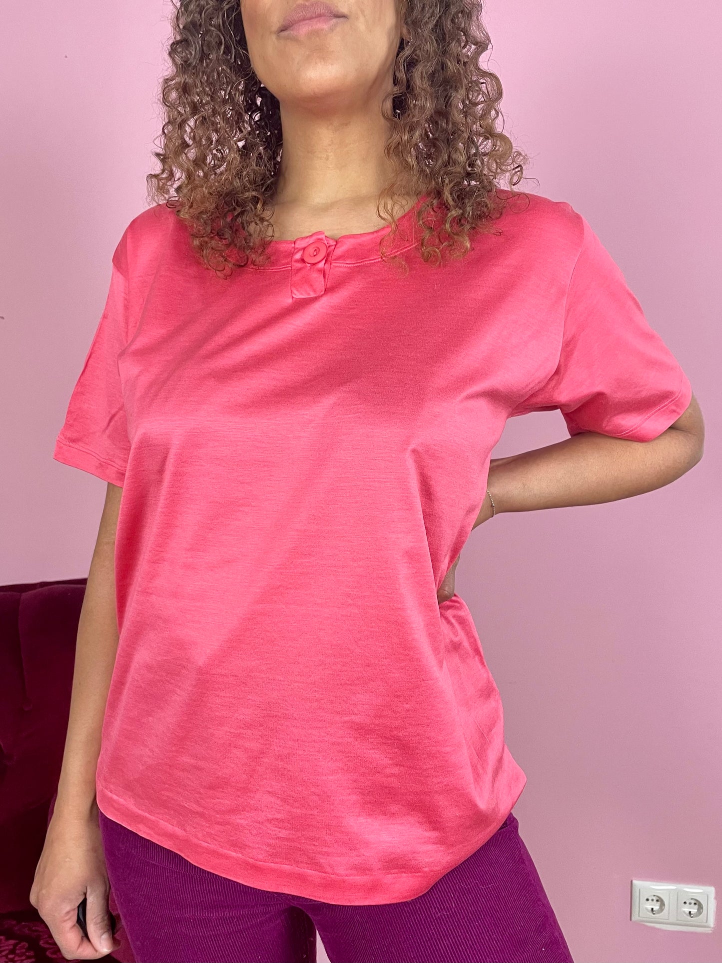 Vintage shiny coral Tee