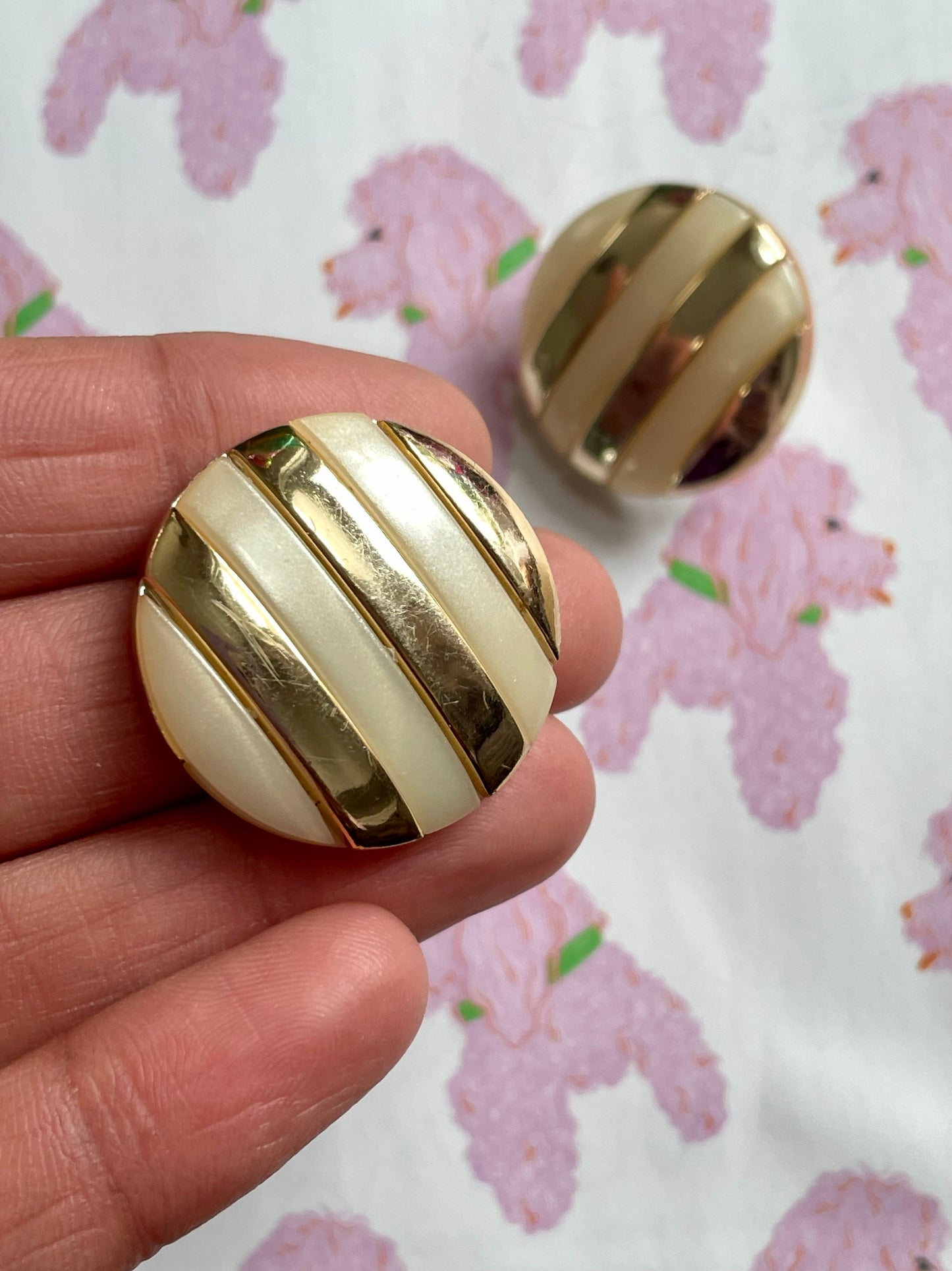 Vintage goud gestreepte oorbel