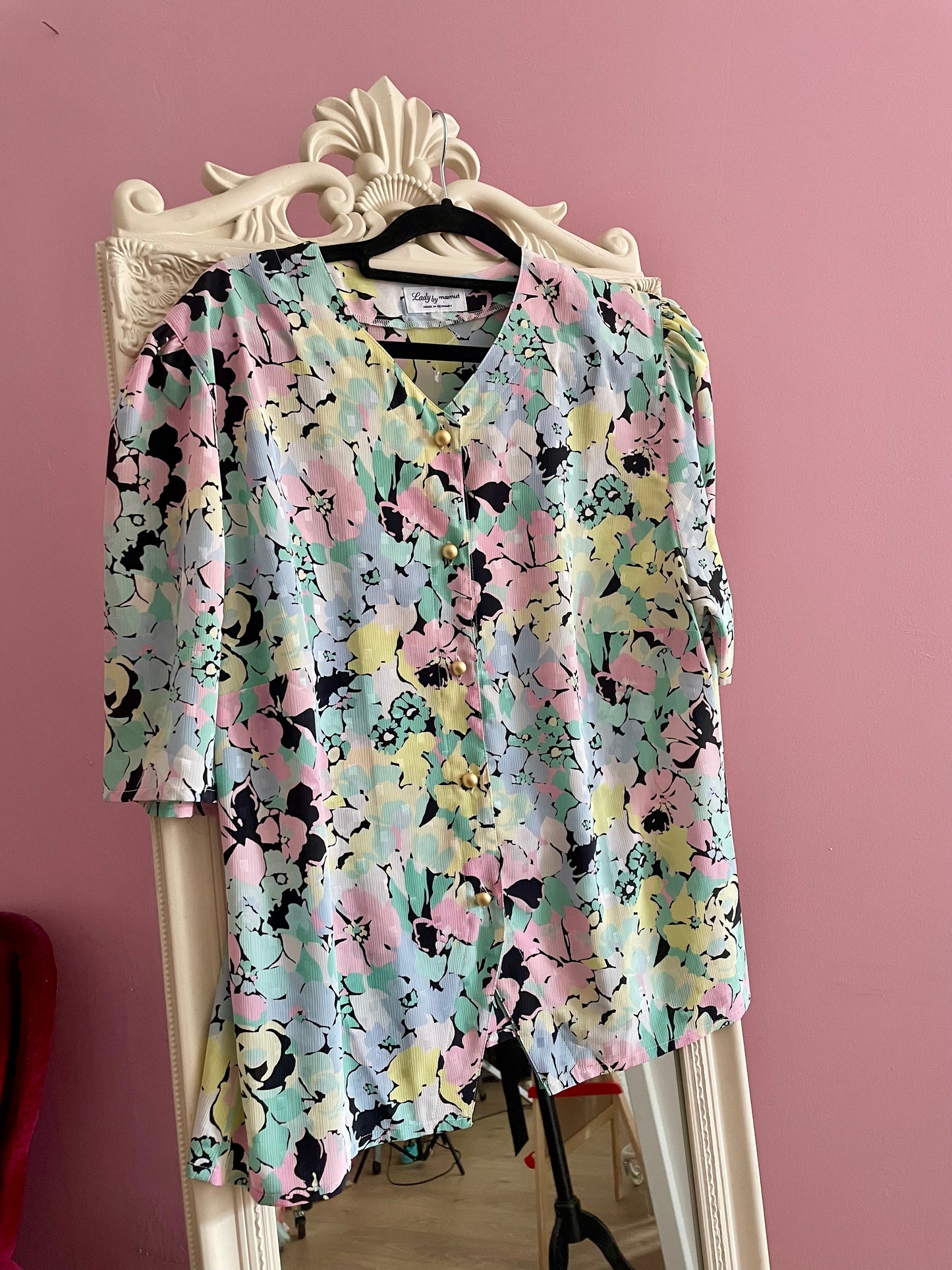 Vintage pastel floral blouse