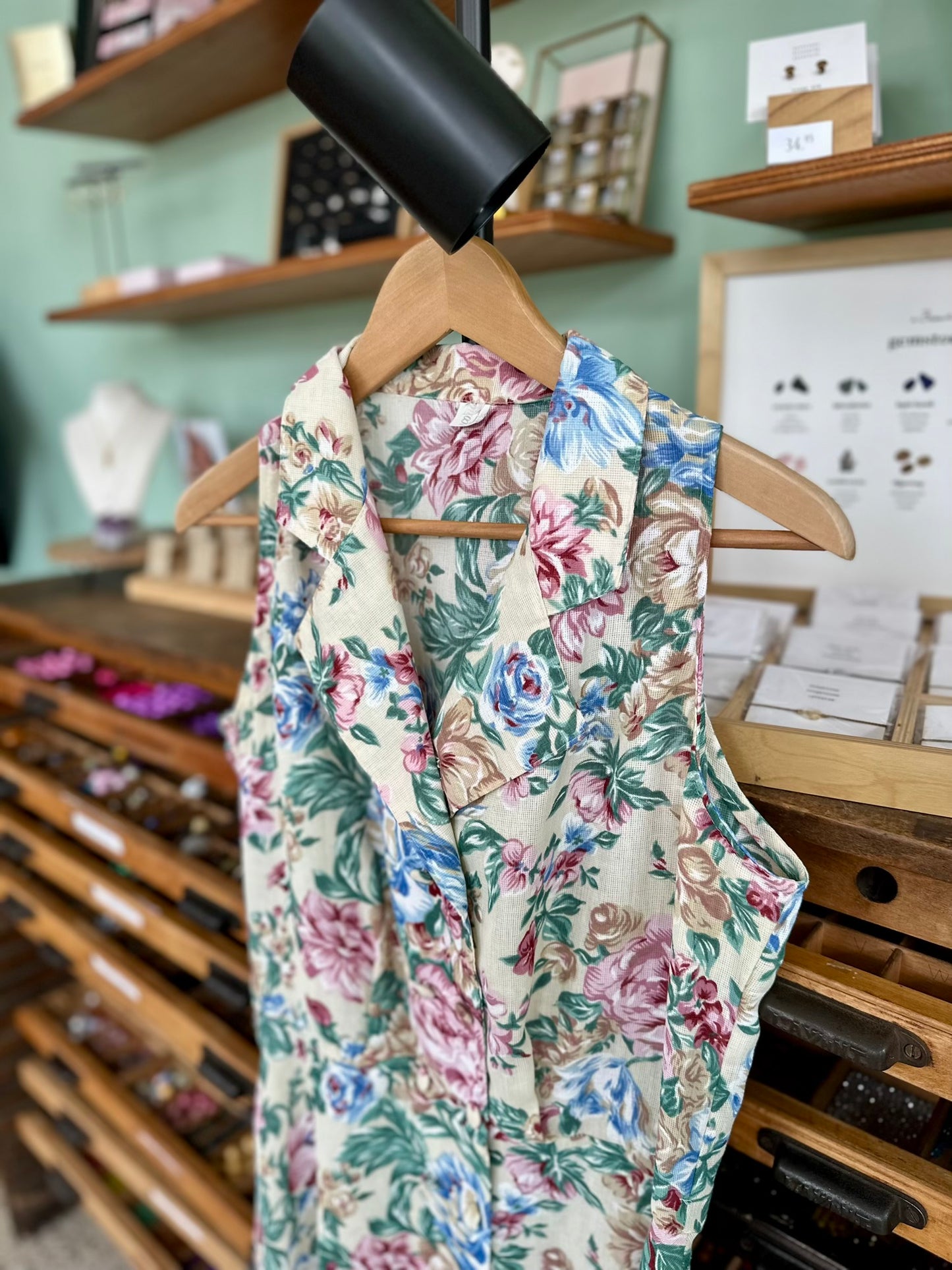 Vintage mouwloos bloemen jurkje