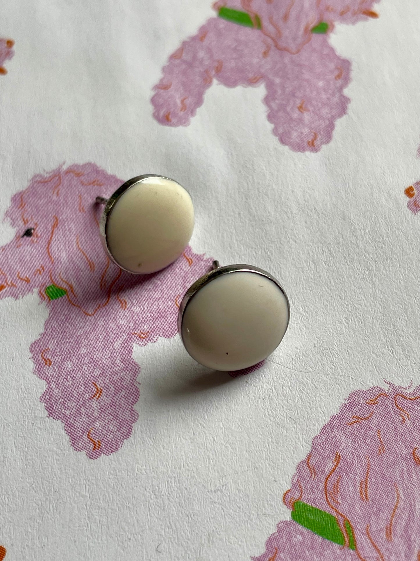 Vintage creme kleurige oorbellen