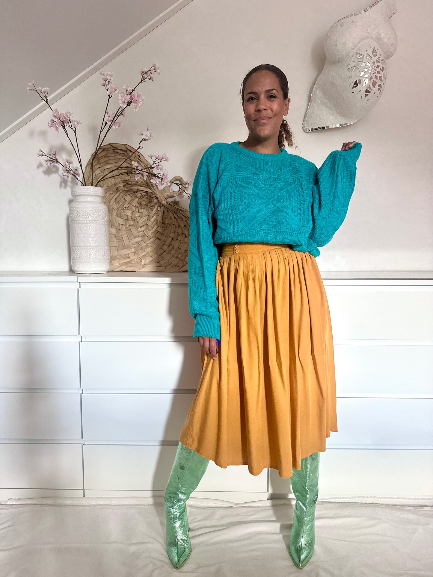 Vintage okergele midi-rok van zwierig viscose - M/L