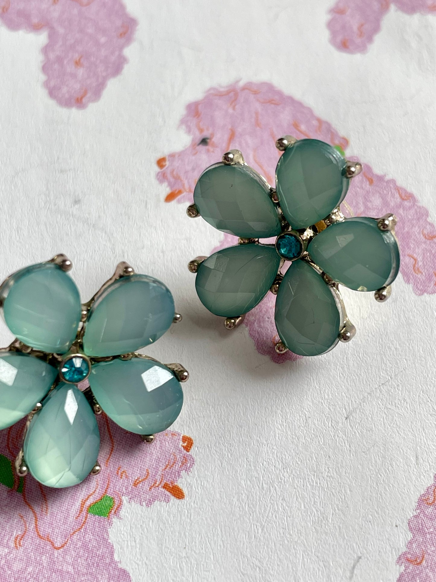 Mintgroene bloemen stekers