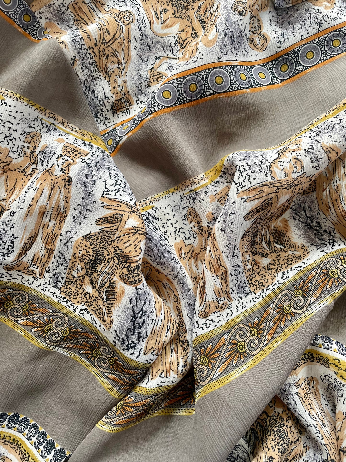 Vintage plus size blouse met Griekse print