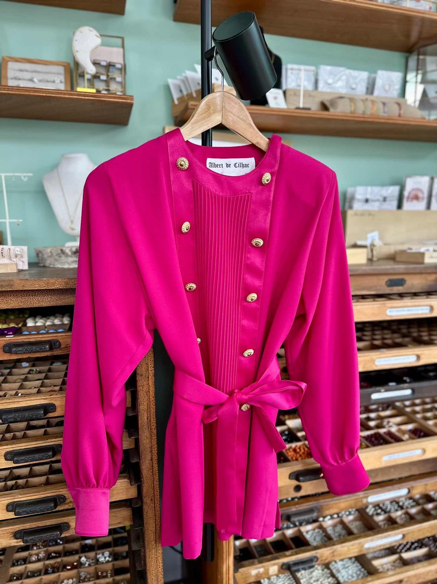 Vintage dramatic fuchsia blouse