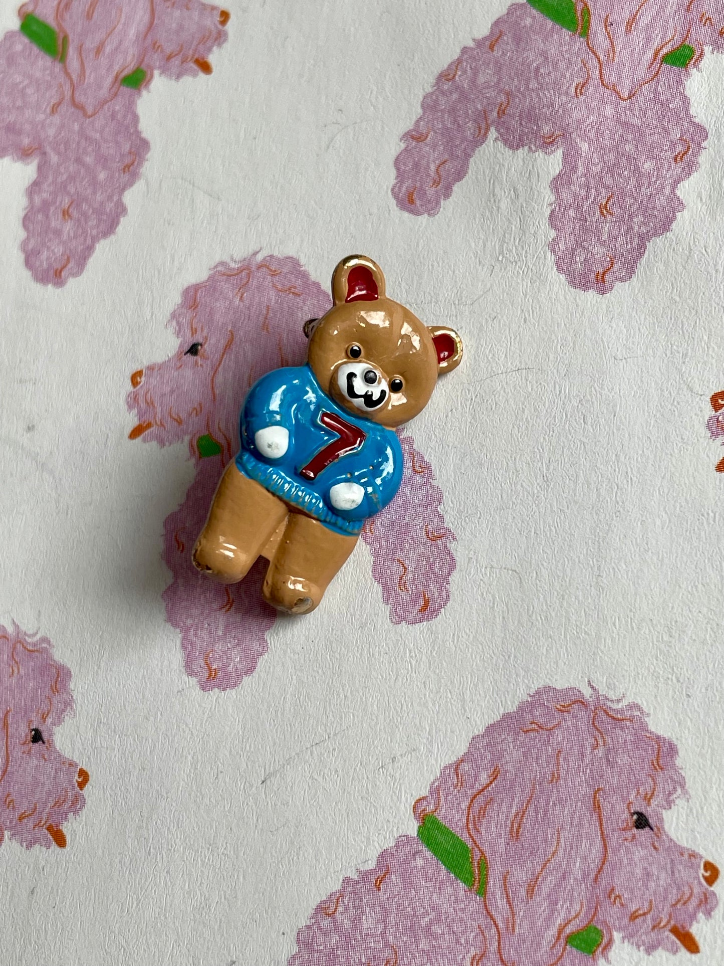 Vintage gekleurde beren broche