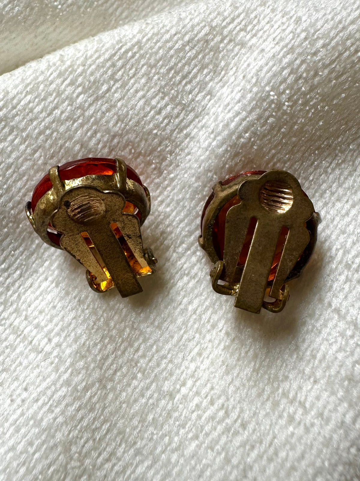 Vintage amberkleurige clips
