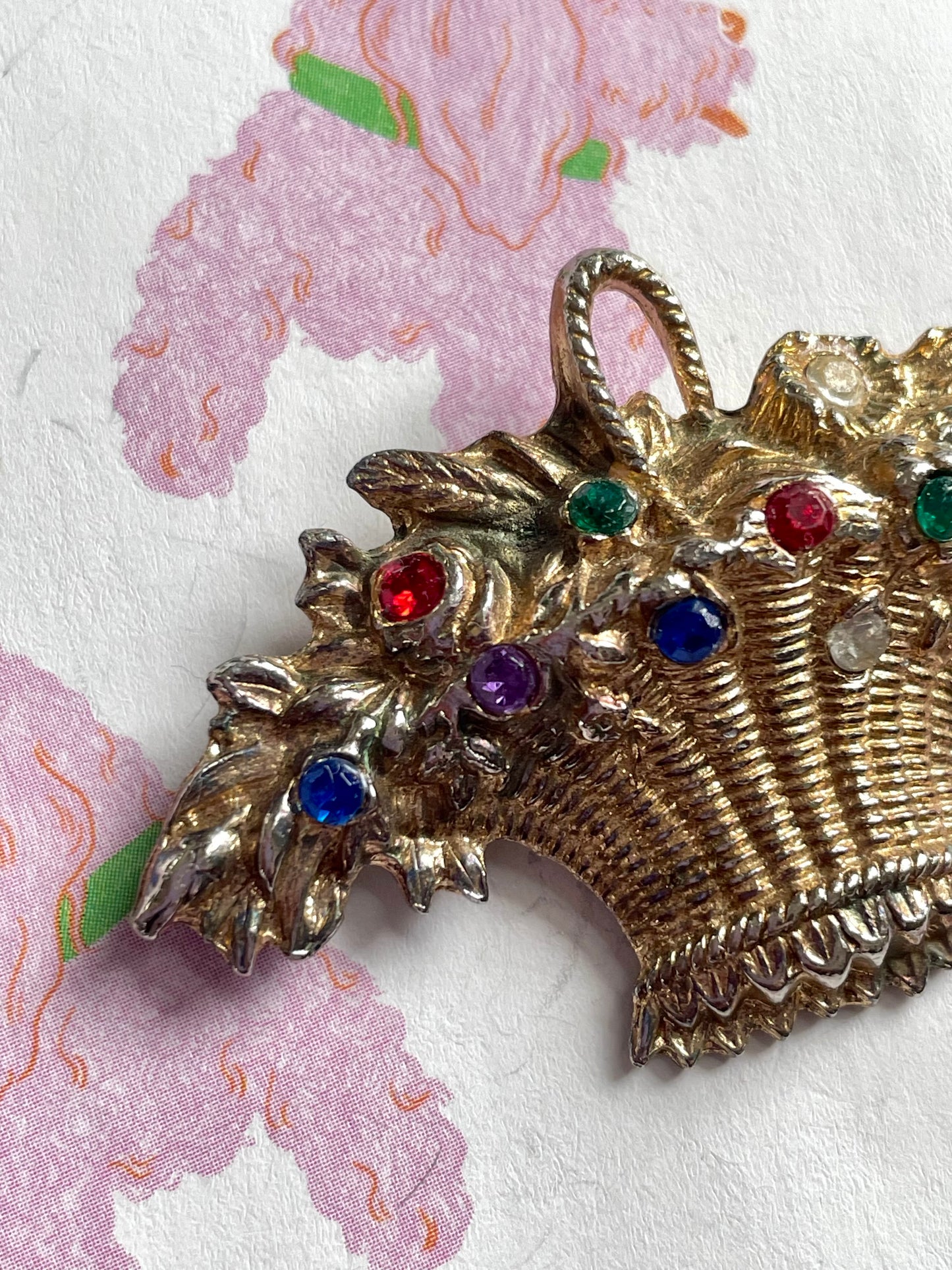 Vintage mand met bloemen broche