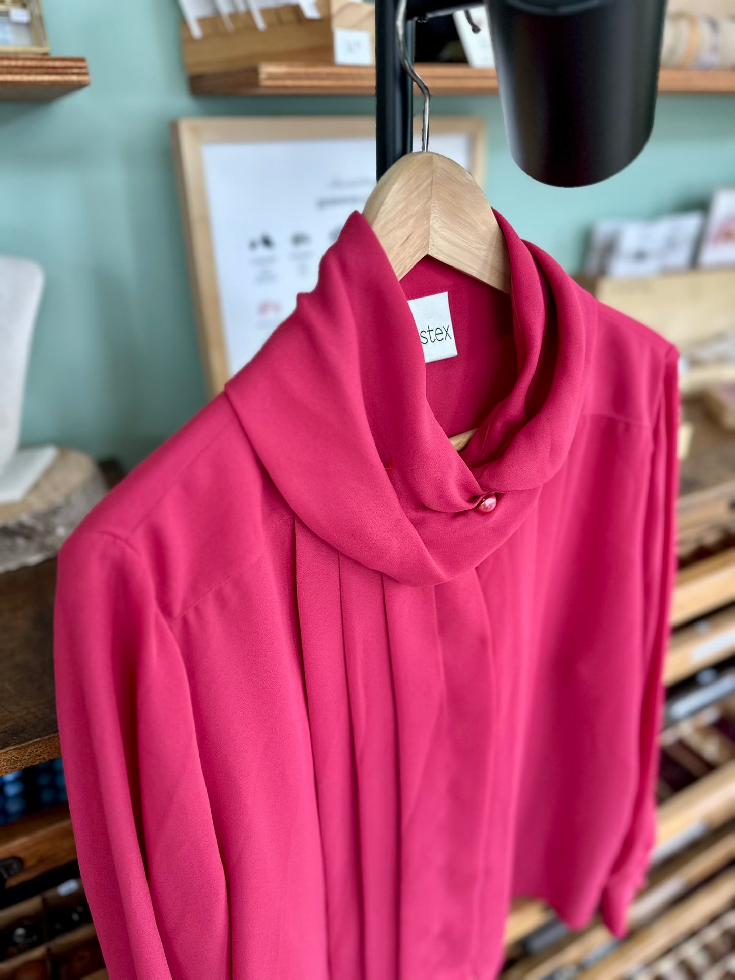 Vintage fuchsia blouse
