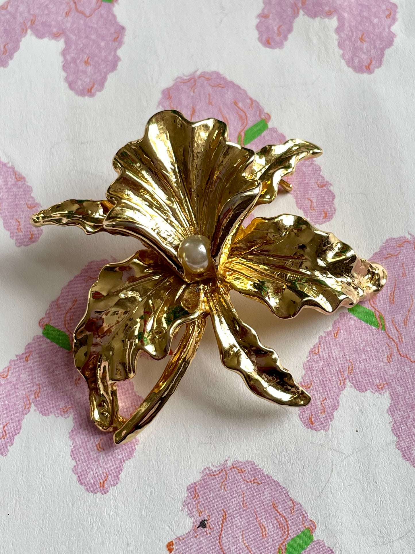 Vintage gouden lelie broche