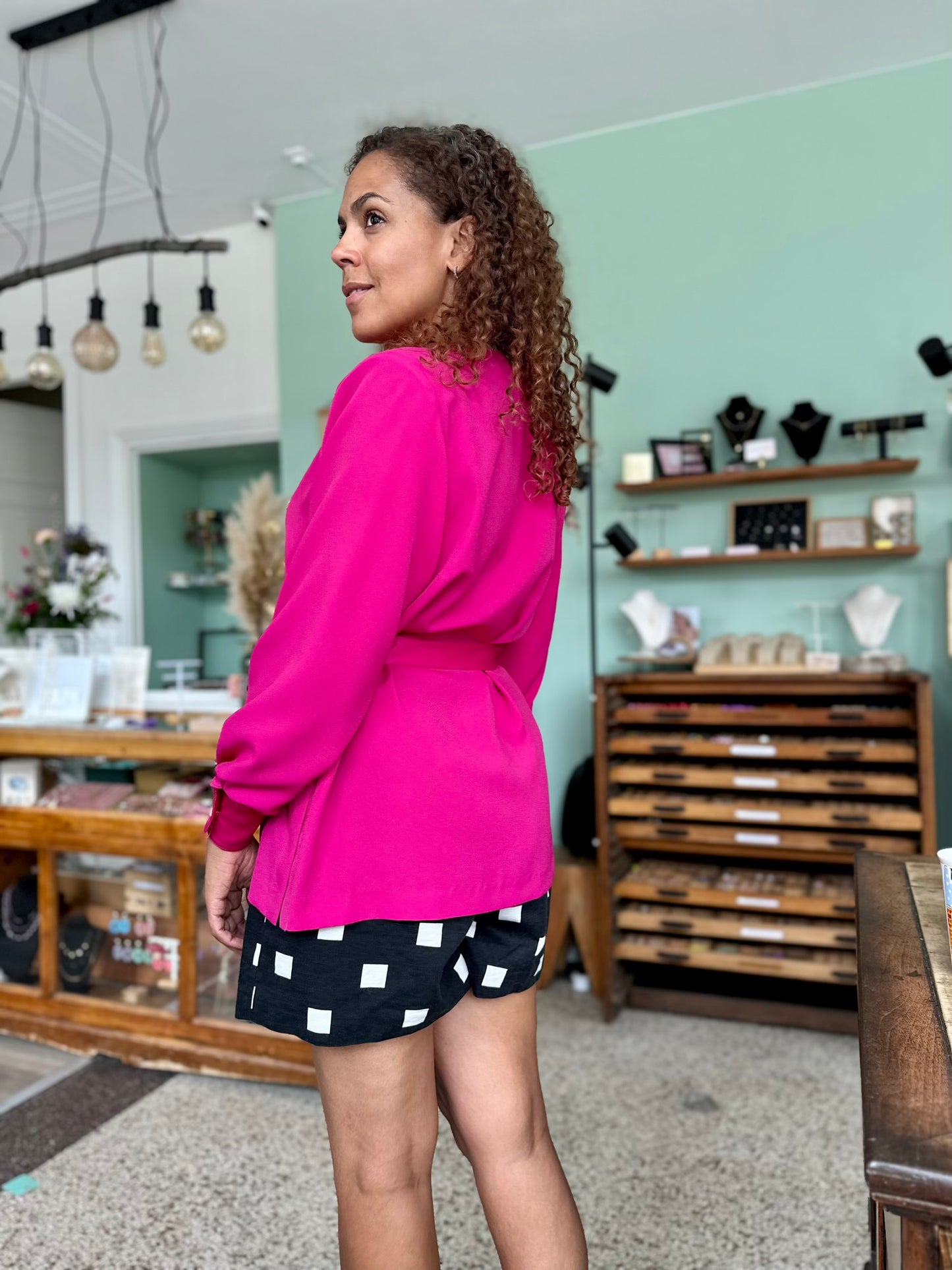 Vintage dramatic fuchsia blouse