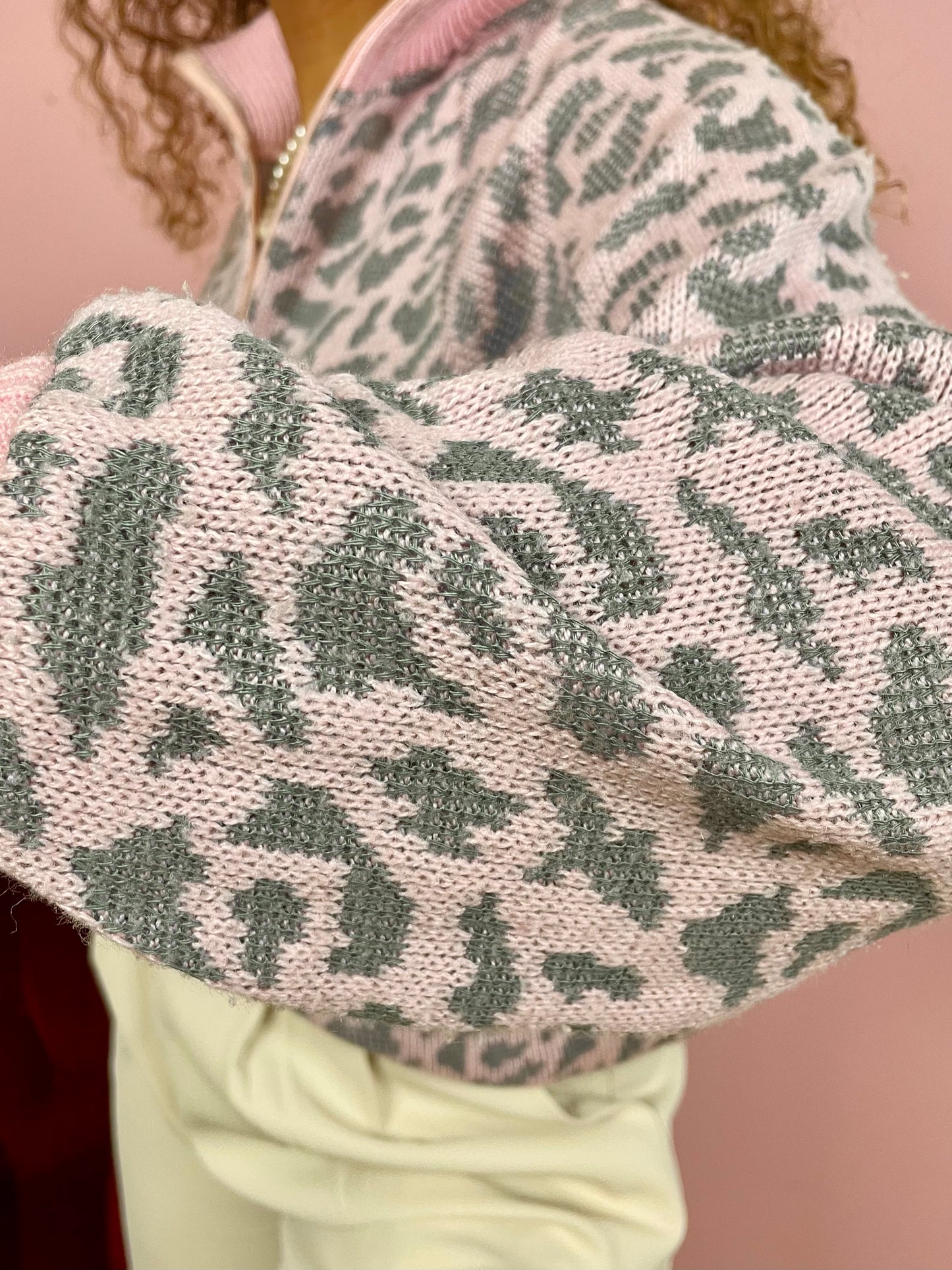 Vintage leo sweater