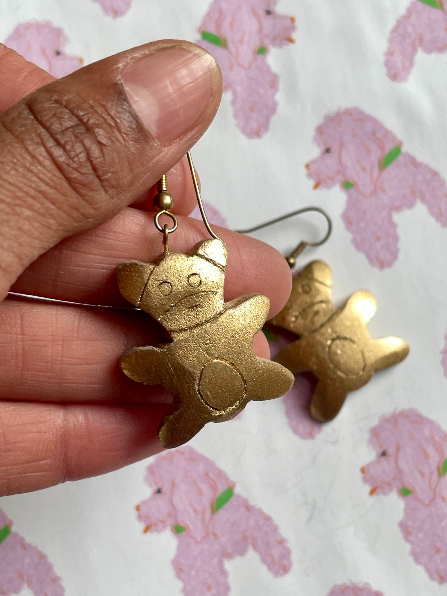 Houten 90's beren oorbellen