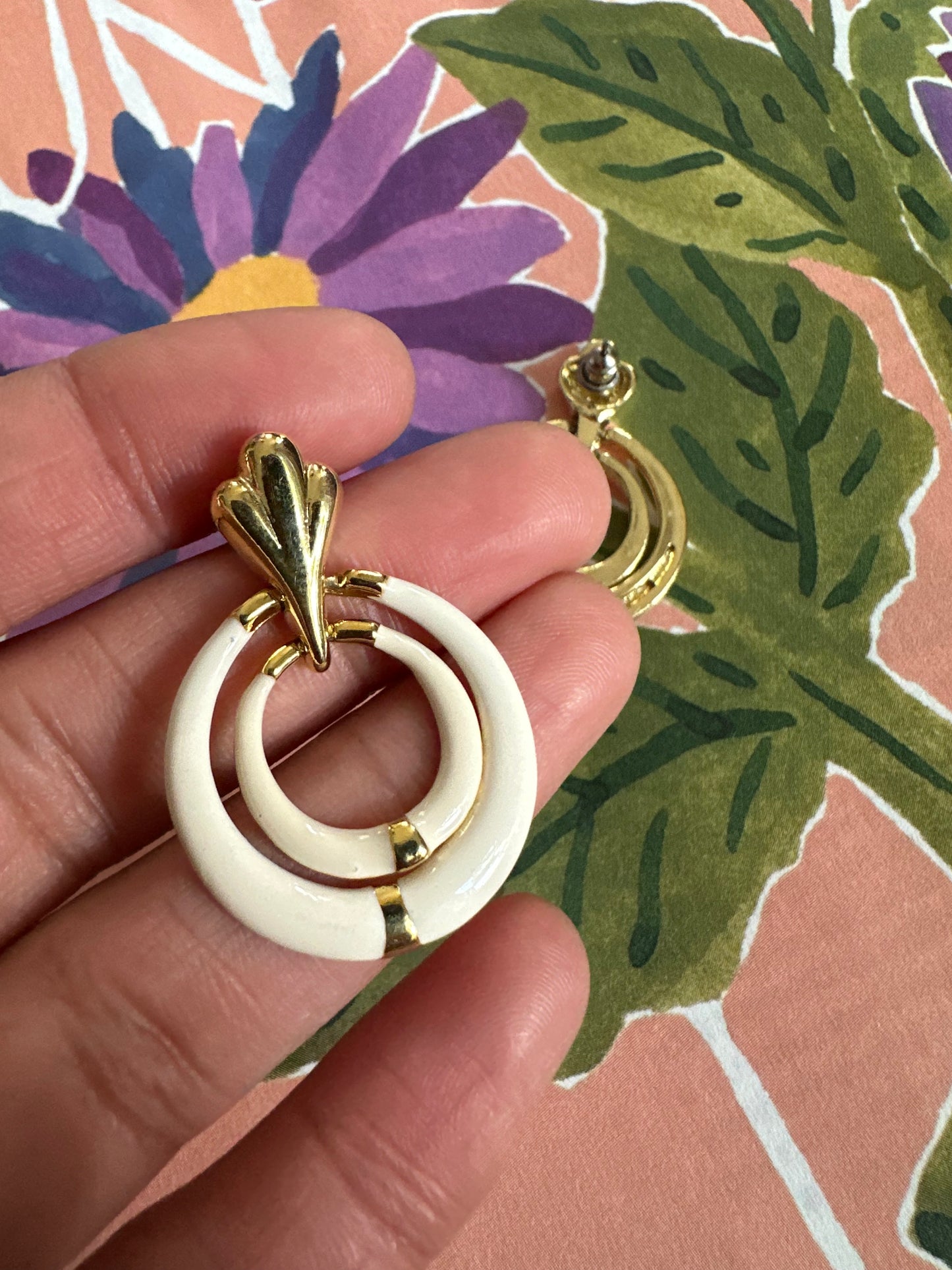 Vintage geëmailleerde ronde hangers