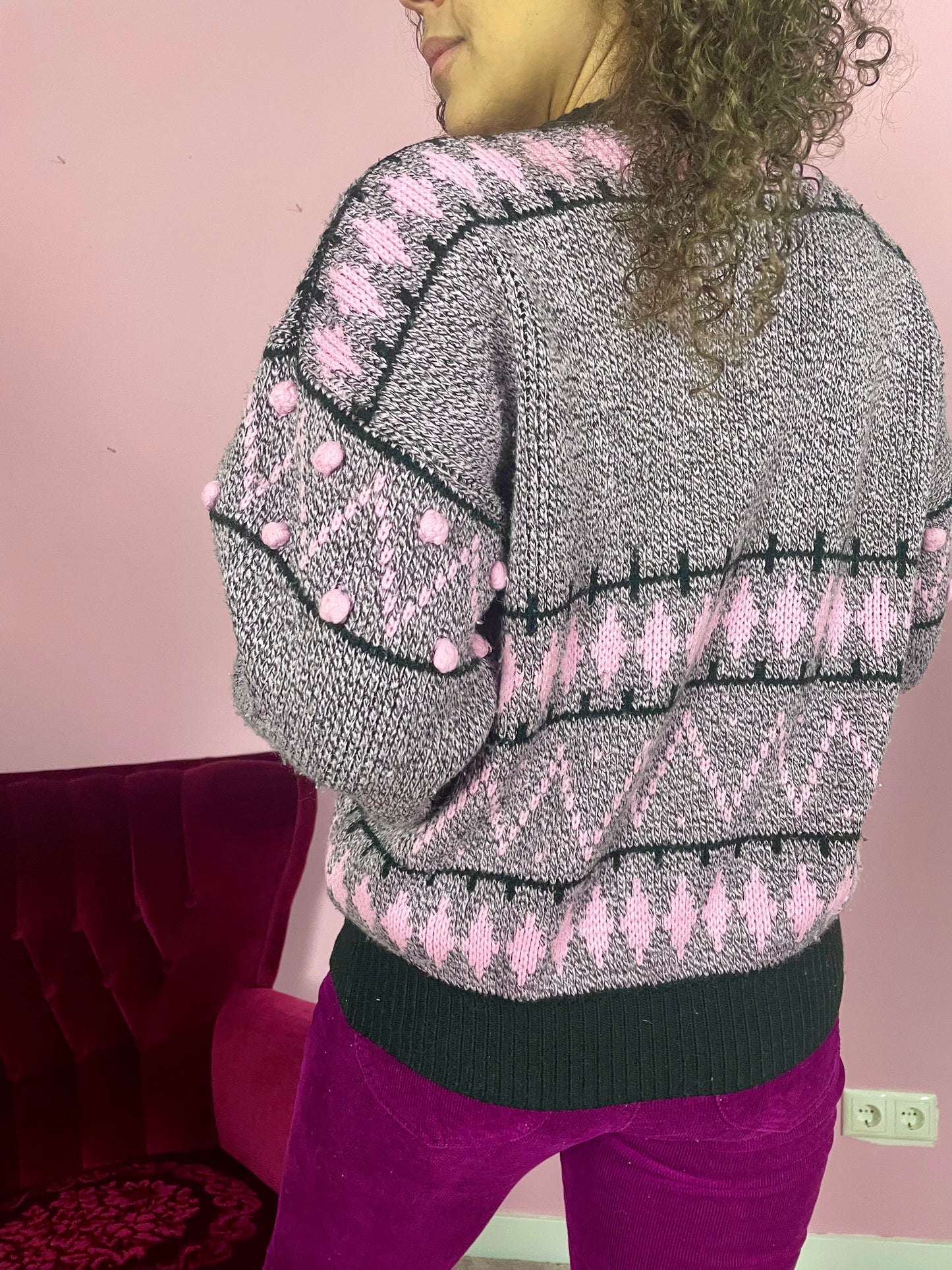 Vintage sweater met balletjes
