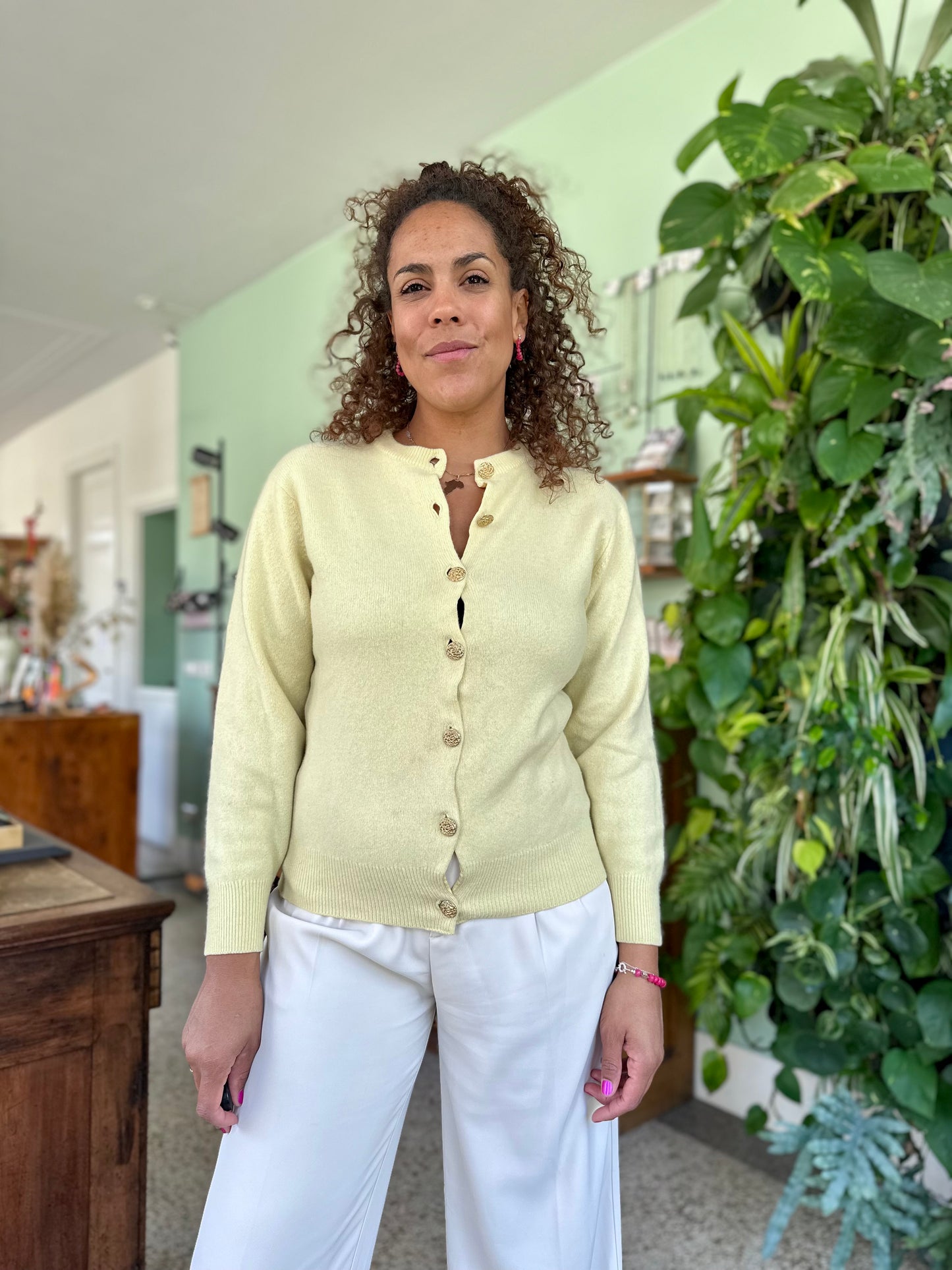 Vintage cashmere vest in pastelgeel - S/M