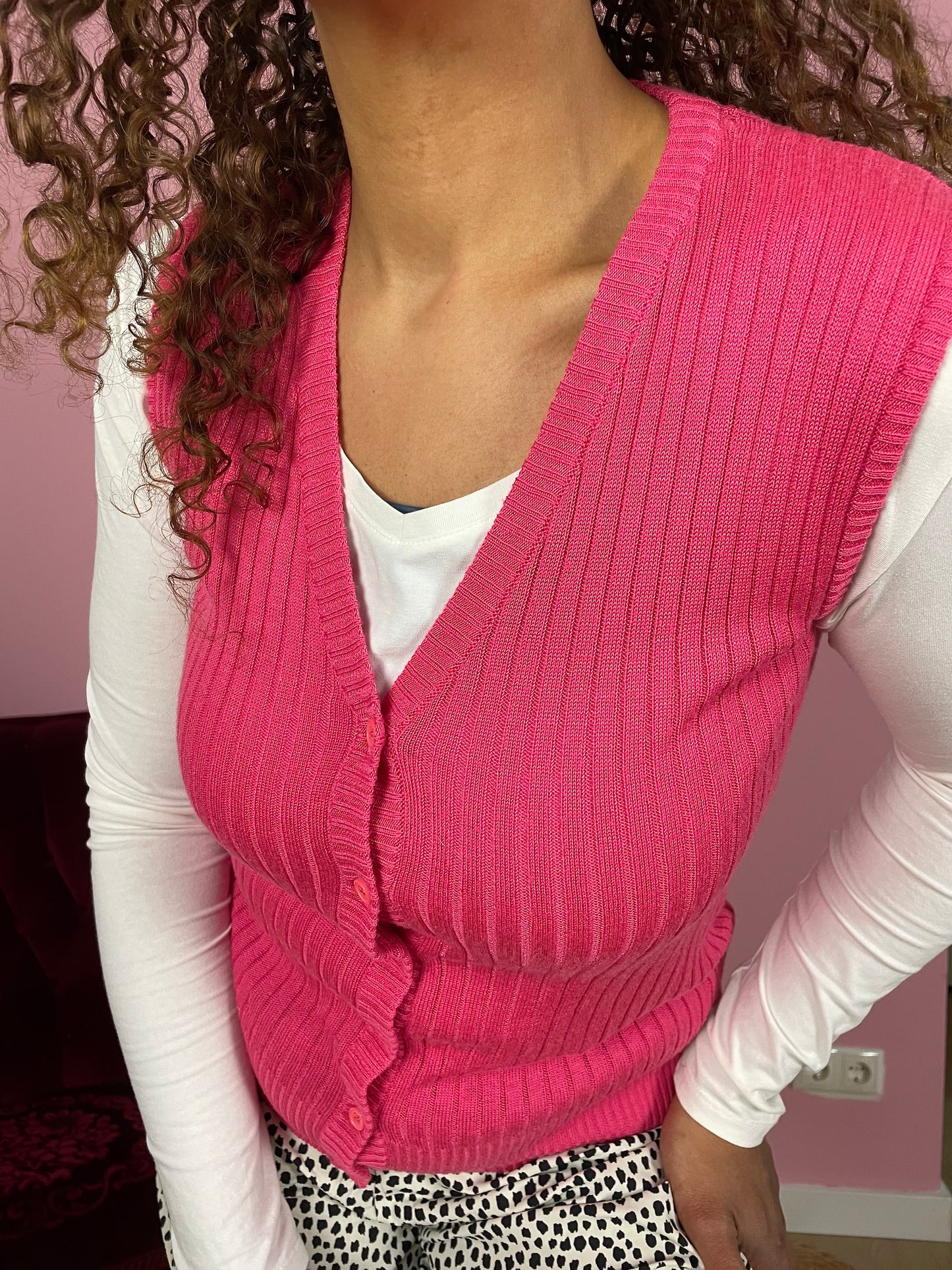 Vintage zachtroze mouwloos vestje
