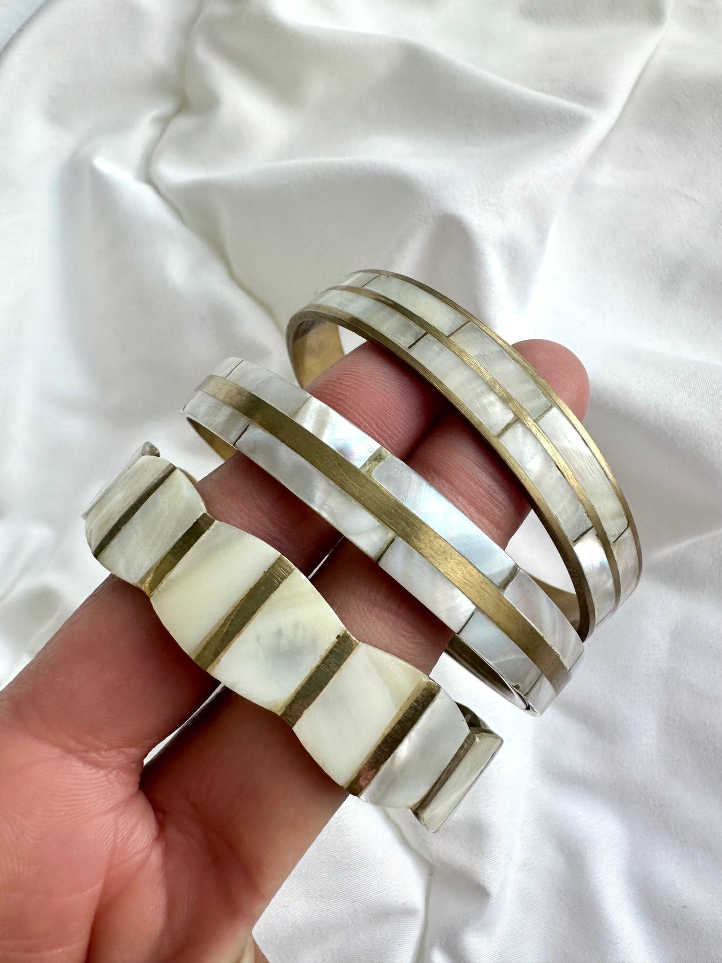 Vintage messing parelmoer bangle - recht