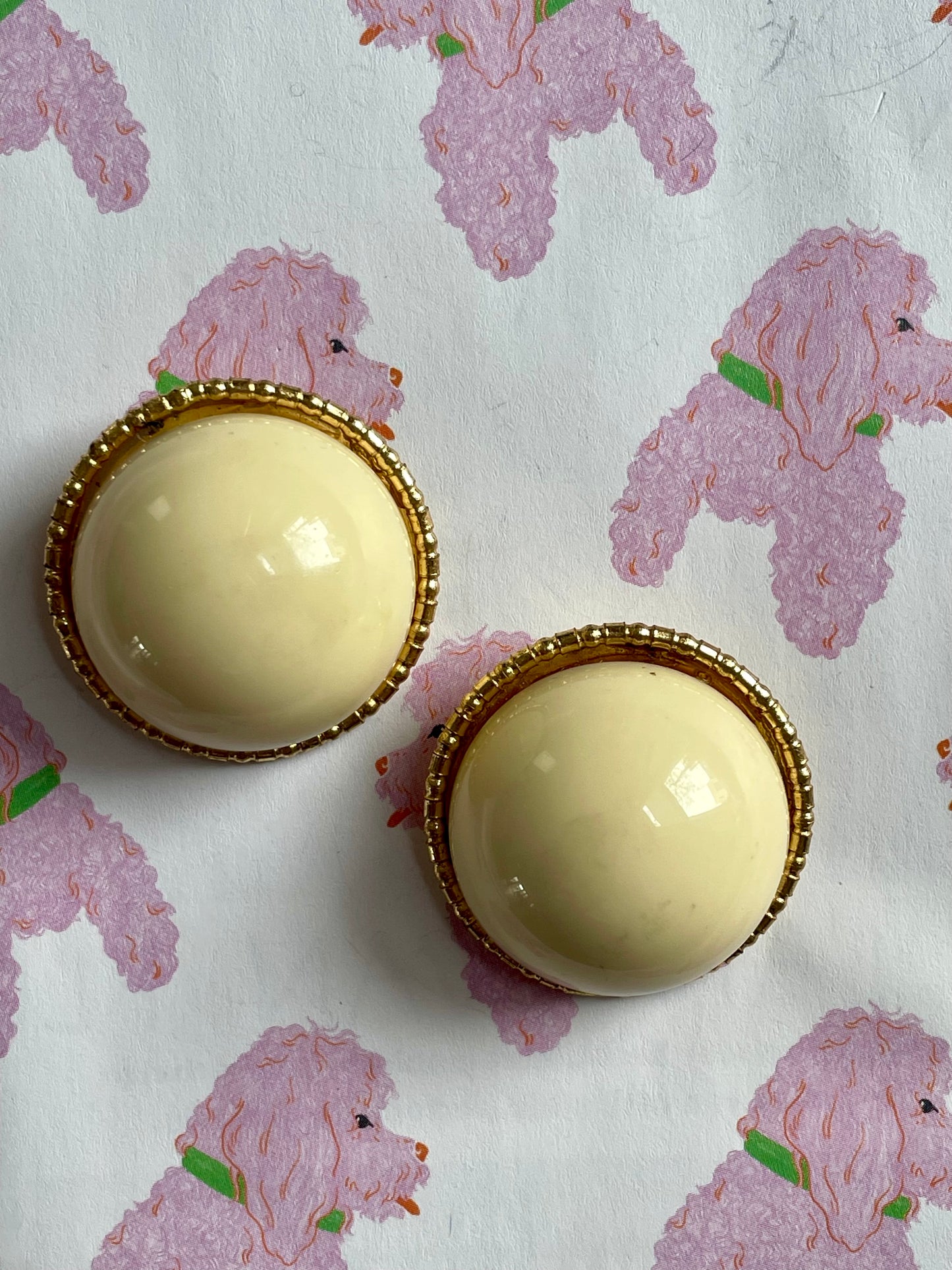 Vintage creme kleurige clip-ons