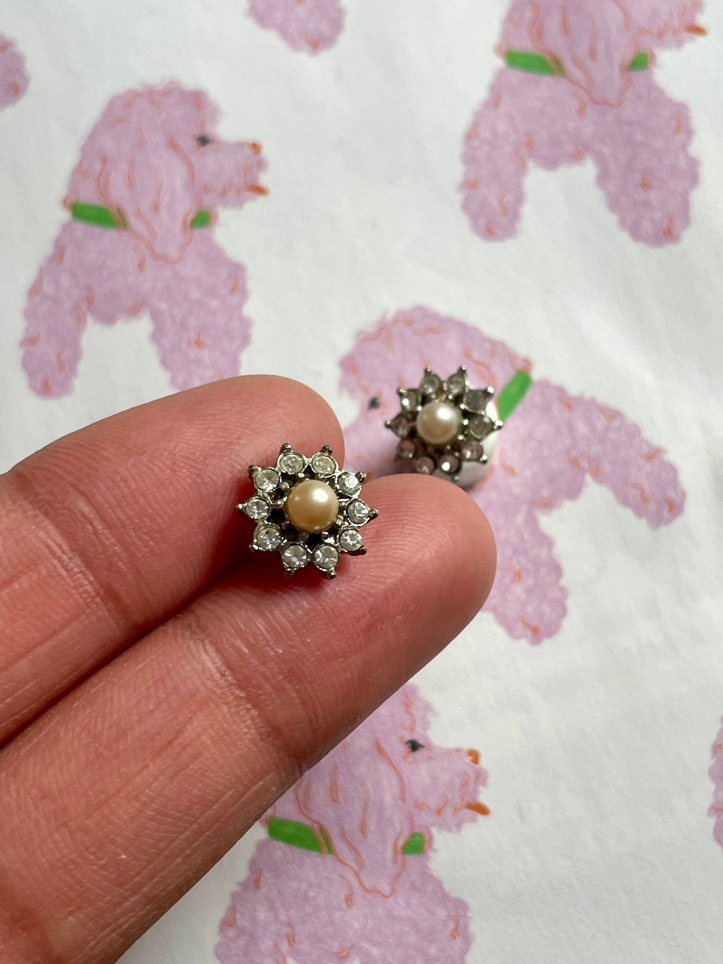 Faux parel oorstekers met strass