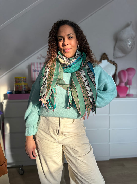 Vintage handgemaakte patchwork sjaal