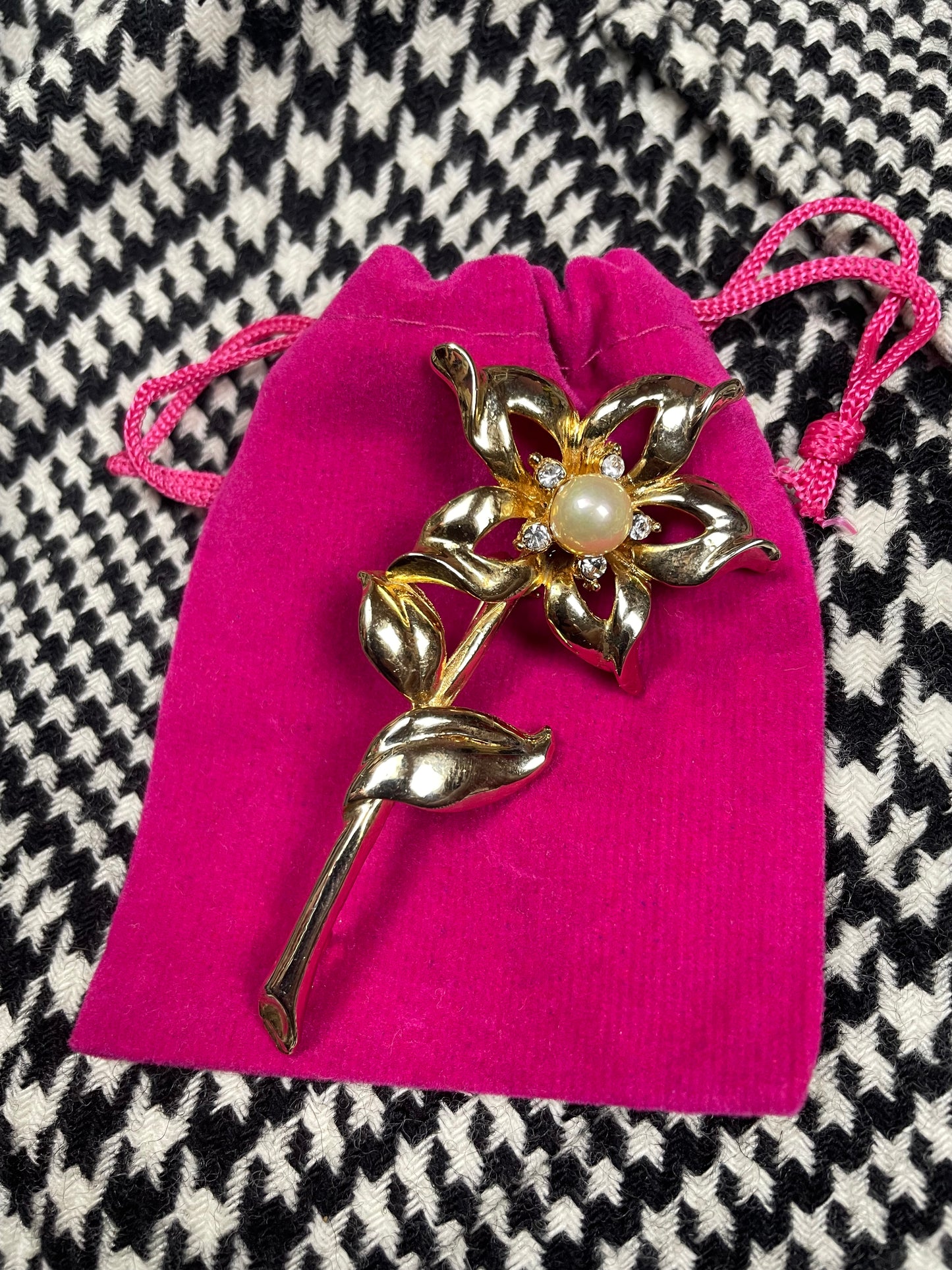 Vintage grote bloemen broche