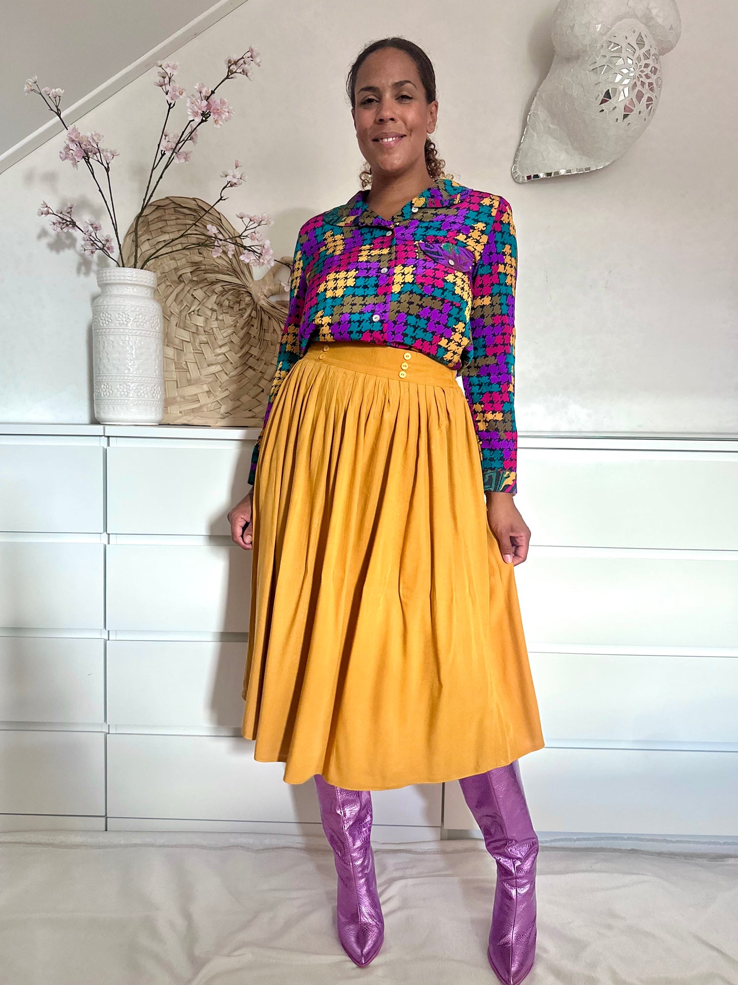 Vintage okergele midi-rok van zwierig viscose - M/L