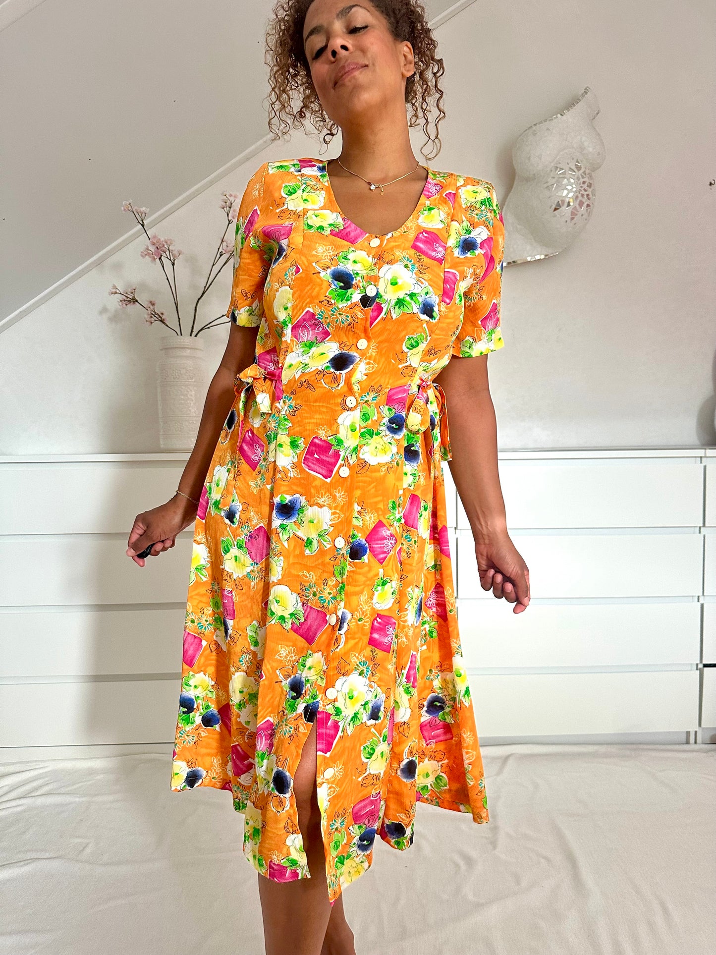 Vintage oranje midi-jurk met bloemenprint - L