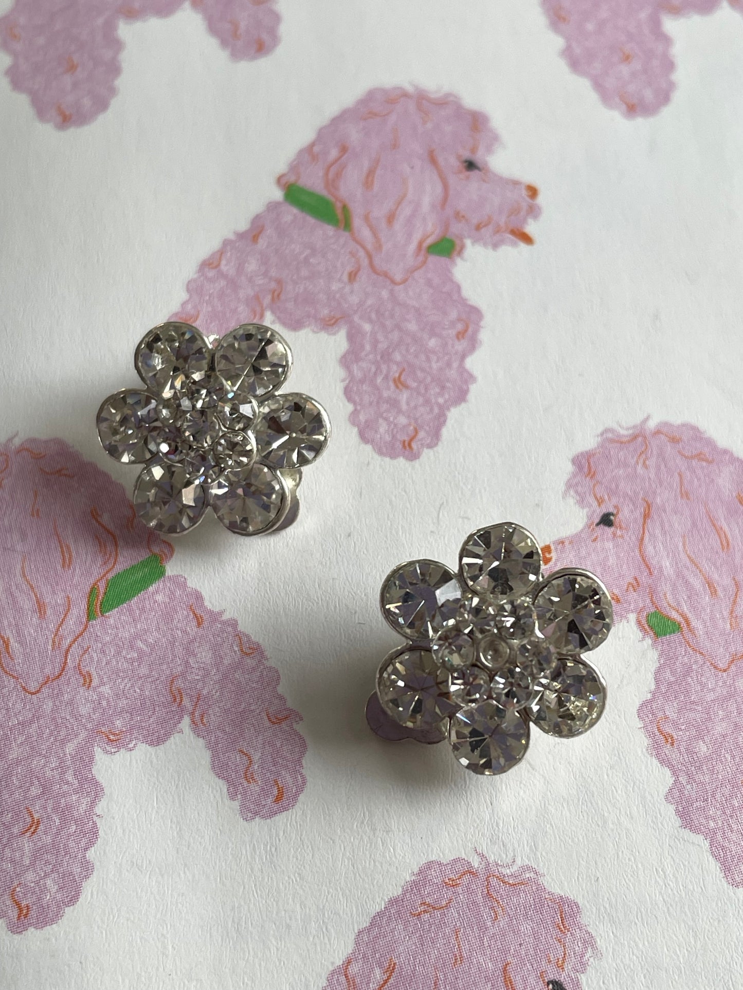 Vintage bloem clip-ons met strass