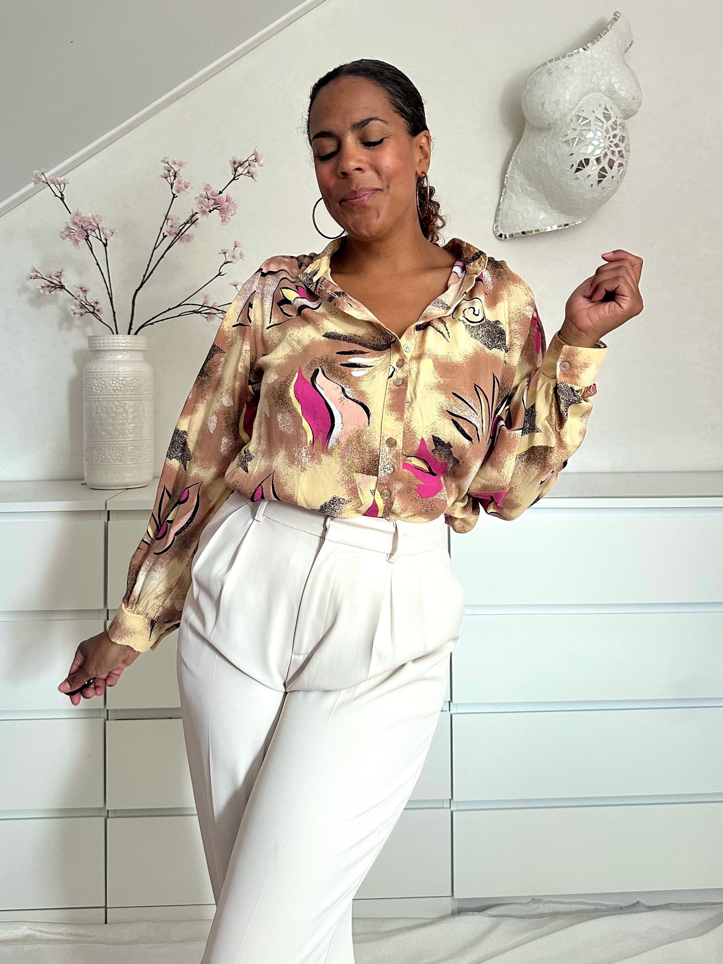 Vintage viscose blouse in beige met roze accenten - M/L