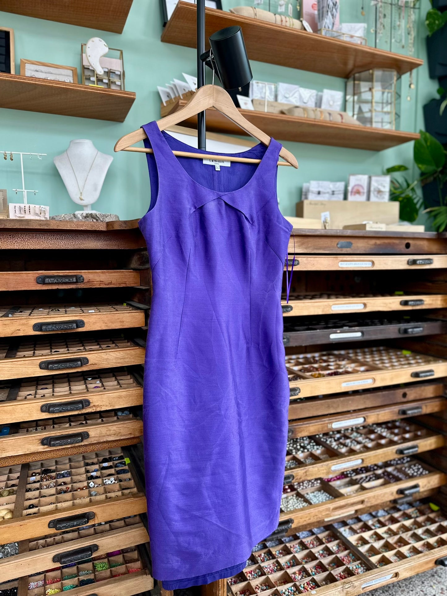 Vintage paarse wedding-guest jurk