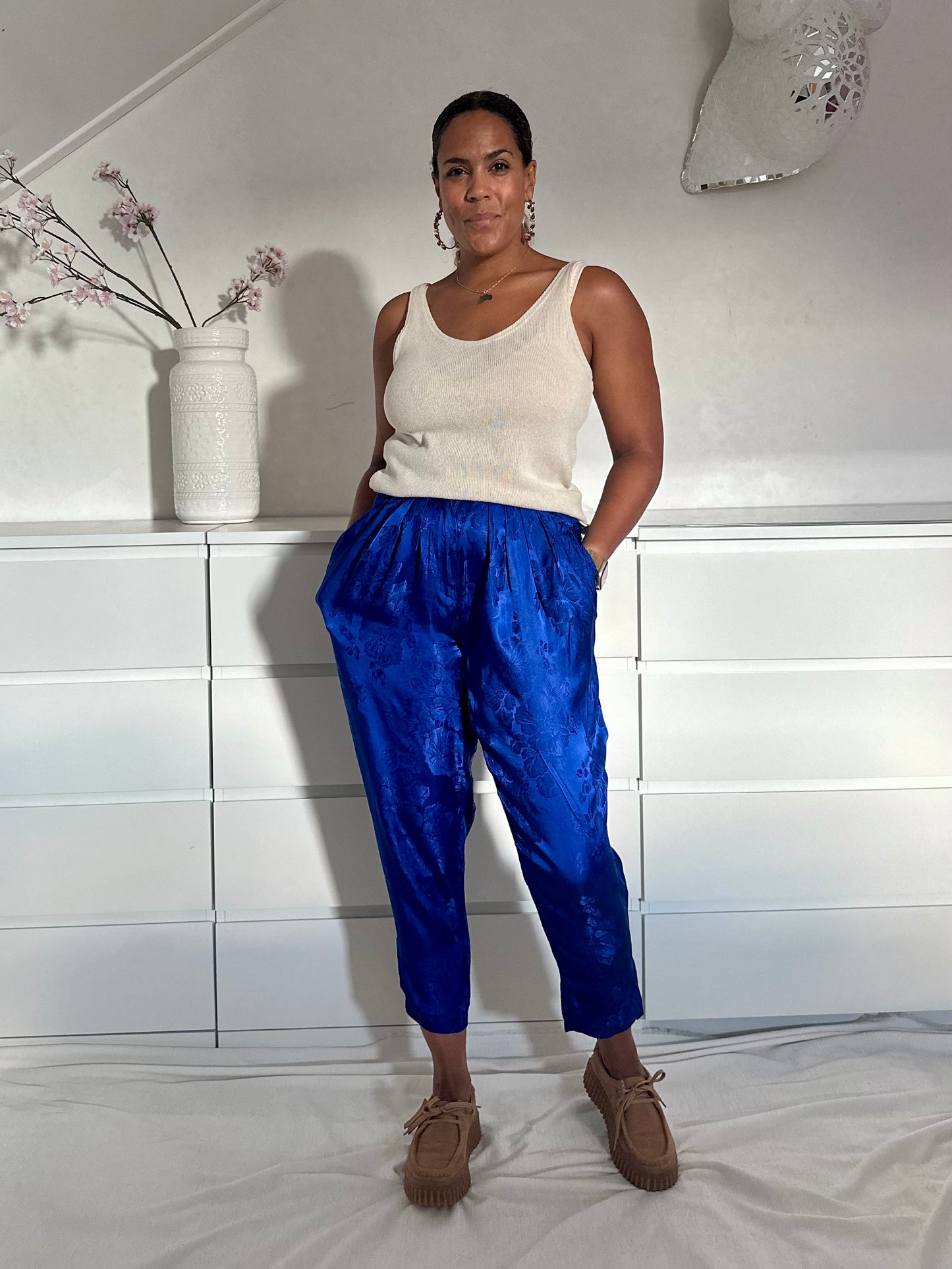 Vintage kobalt blauwe high waist broek met print - XS-S