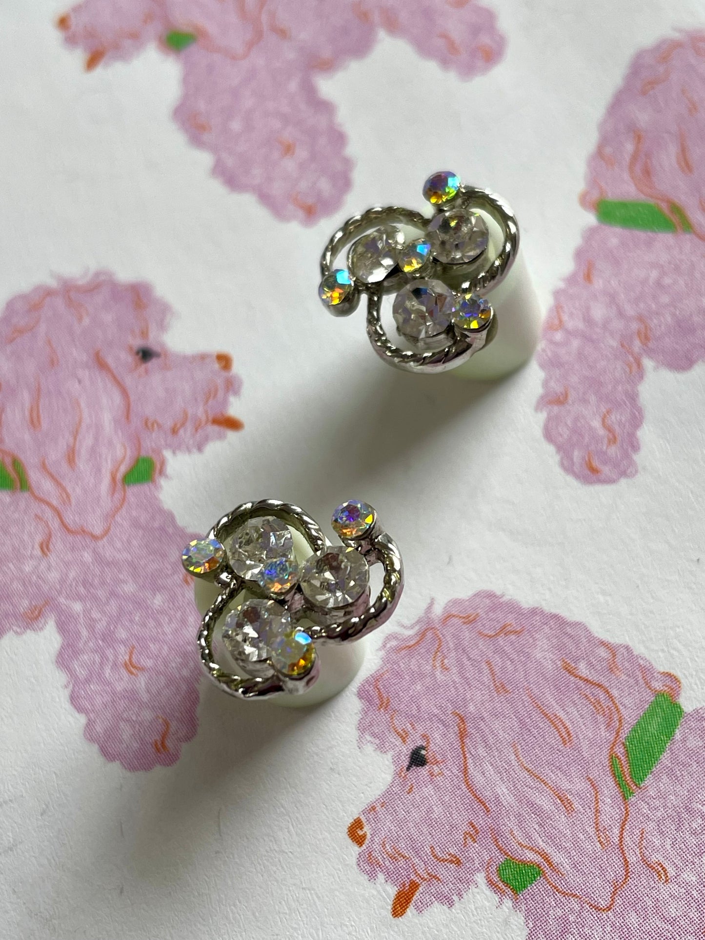 Swirl oorbellen met strass