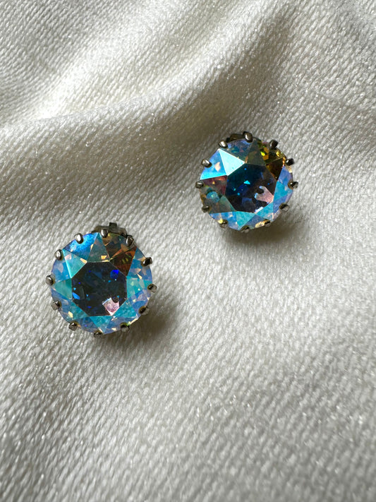Vintage aurelia boralis clips