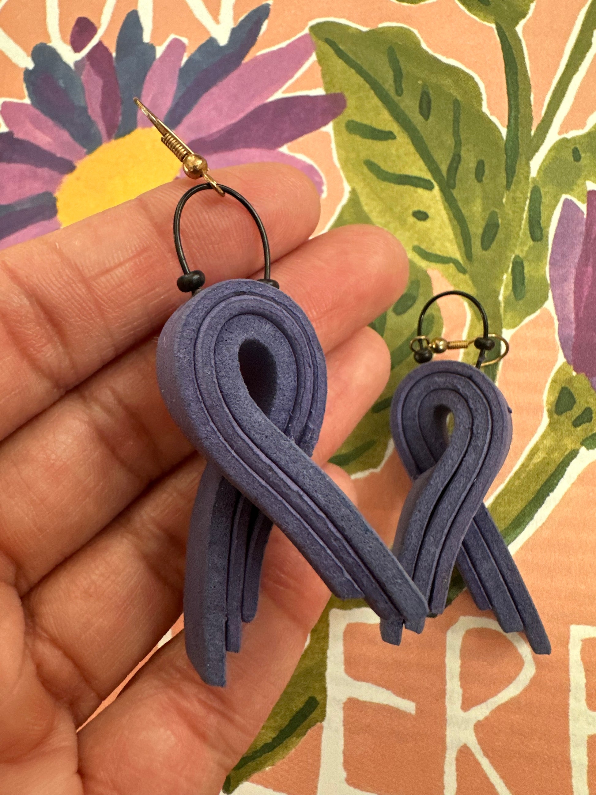 90's donkerblauwe oorbellen 