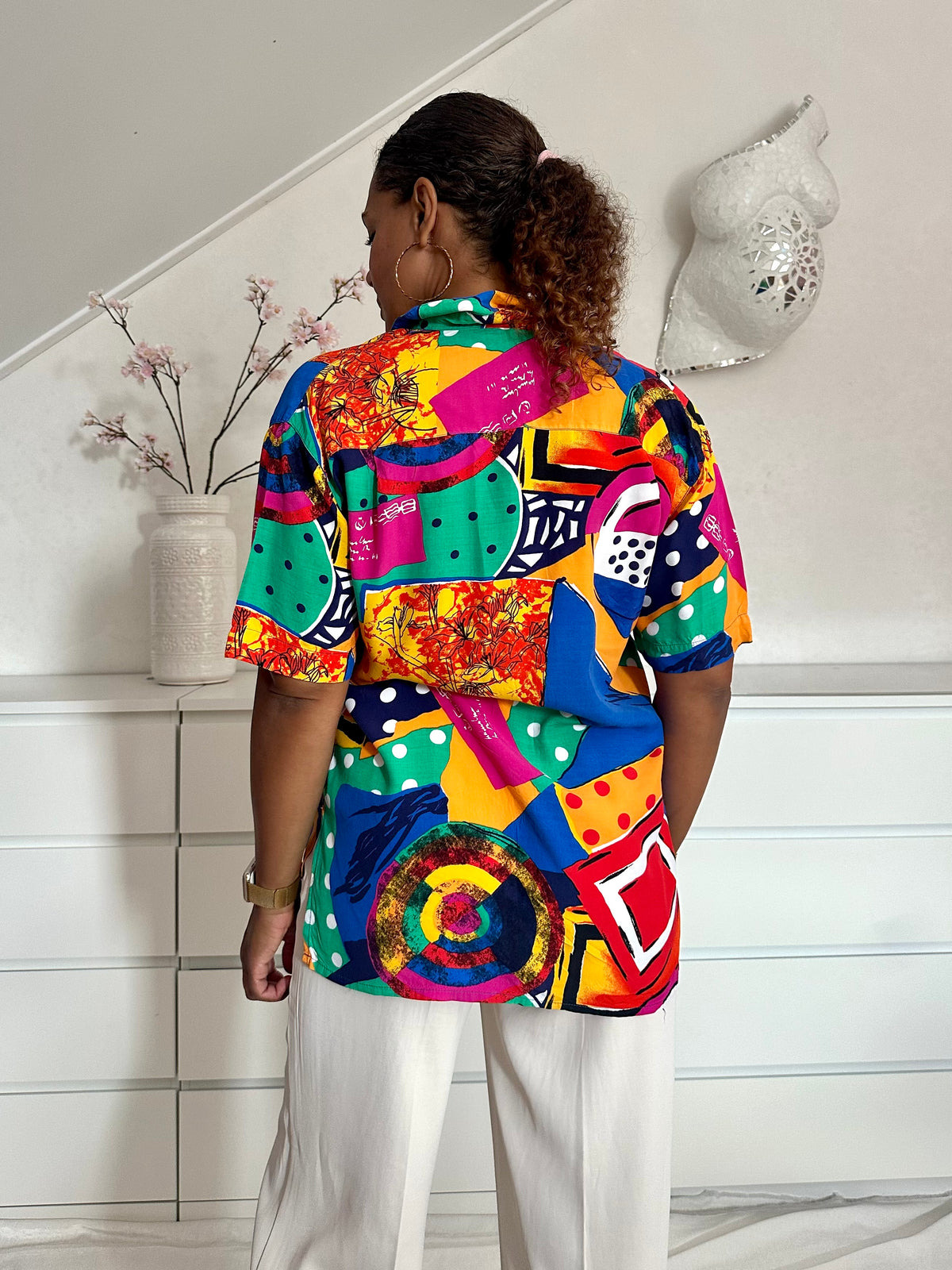 Achterkant van jaren negentig blouse in Colorblock met drukke print 