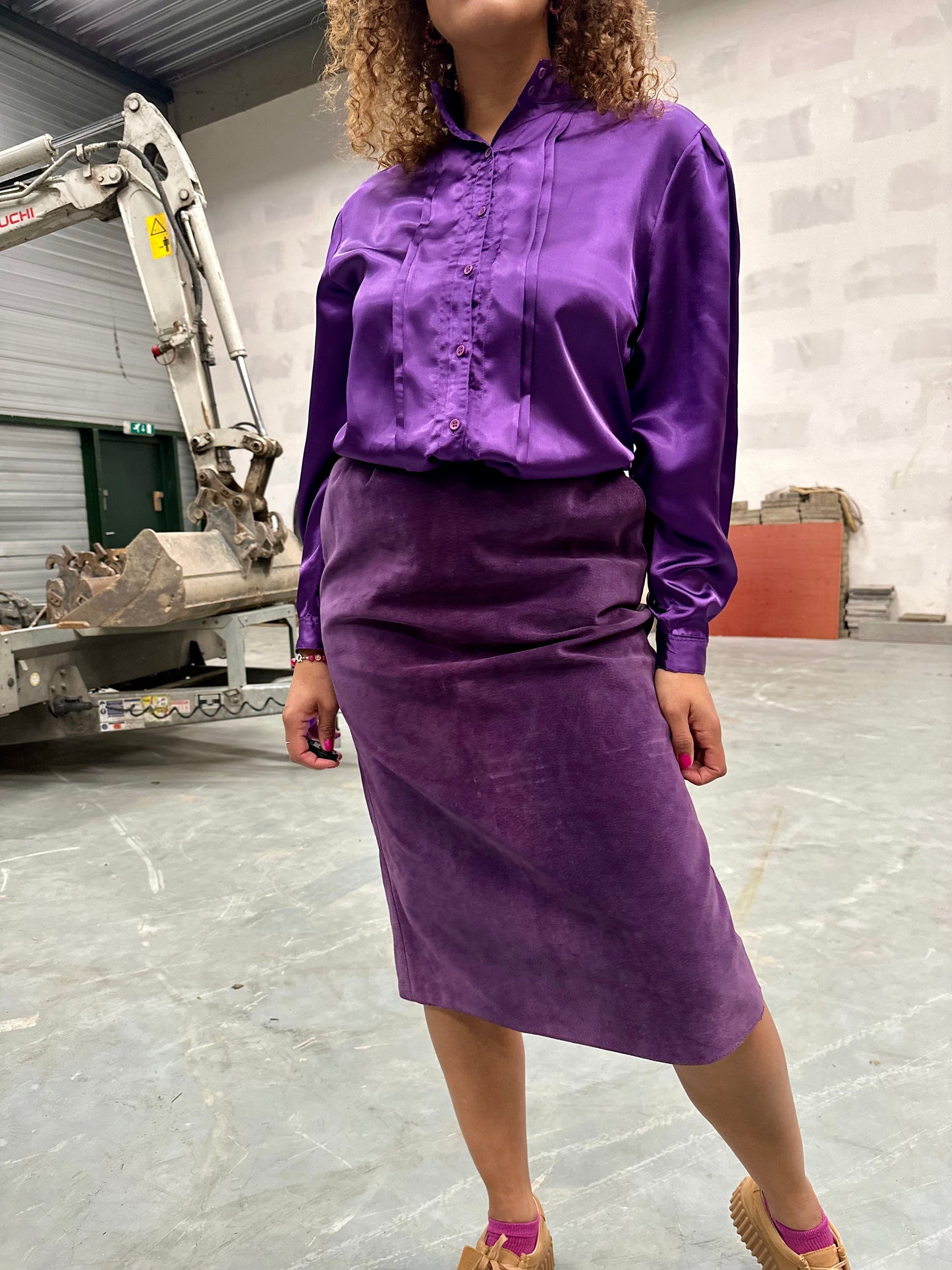 Vintage suede paarse midi-rok - M