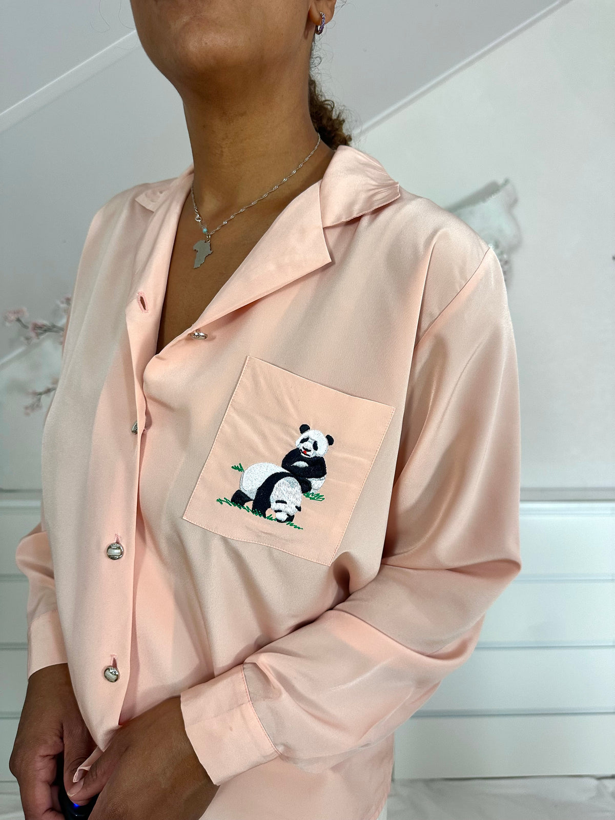 Vintage perzikkleurige blouse met panda’s - M/L