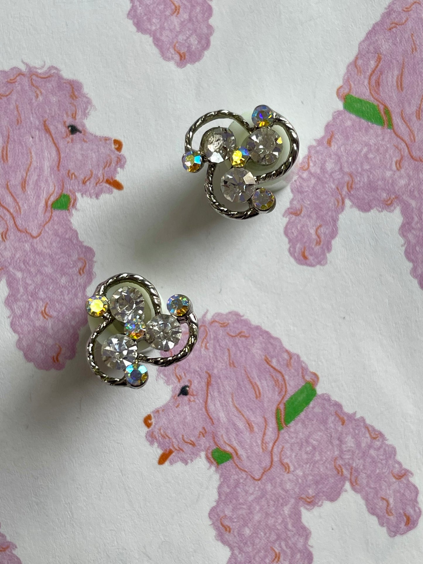 Swirl oorbellen met strass