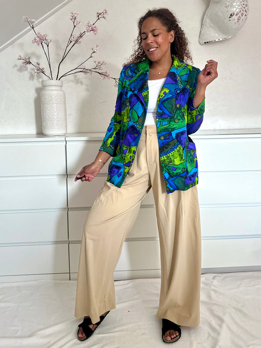 Vintage jasje met felle colorblock kleuren en abstracte print