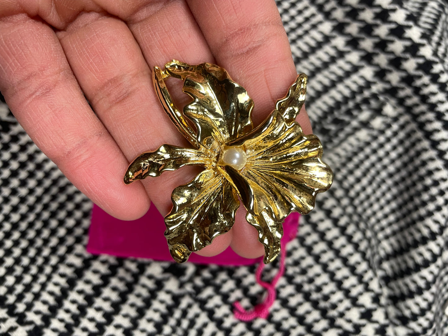 Vintage gouden lelie broche