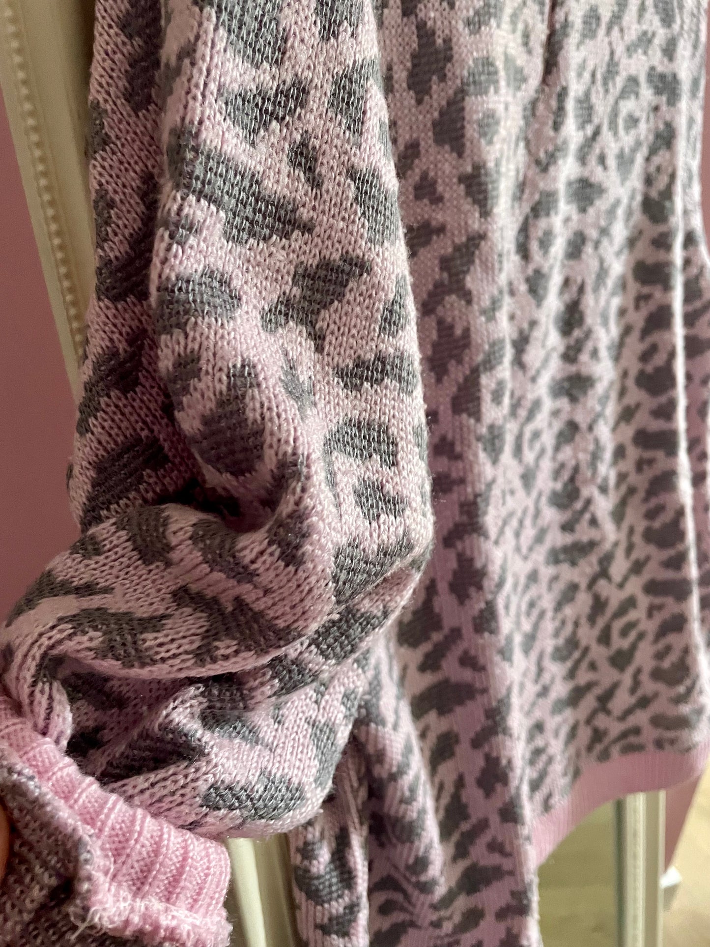 Vintage leo sweater