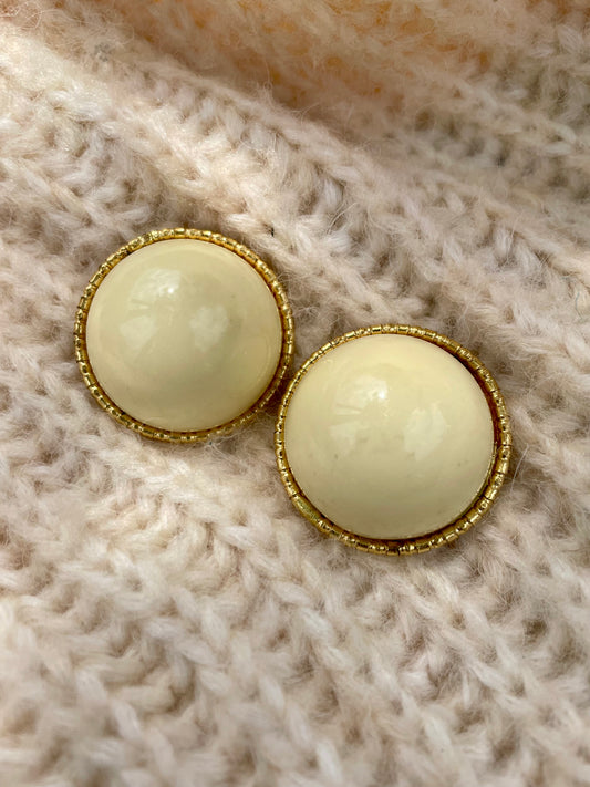 Vintage creme kleurige clip-ons