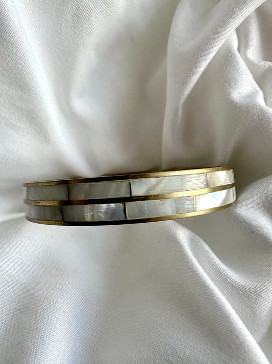 Vintage messing parelmoer bangle - recht