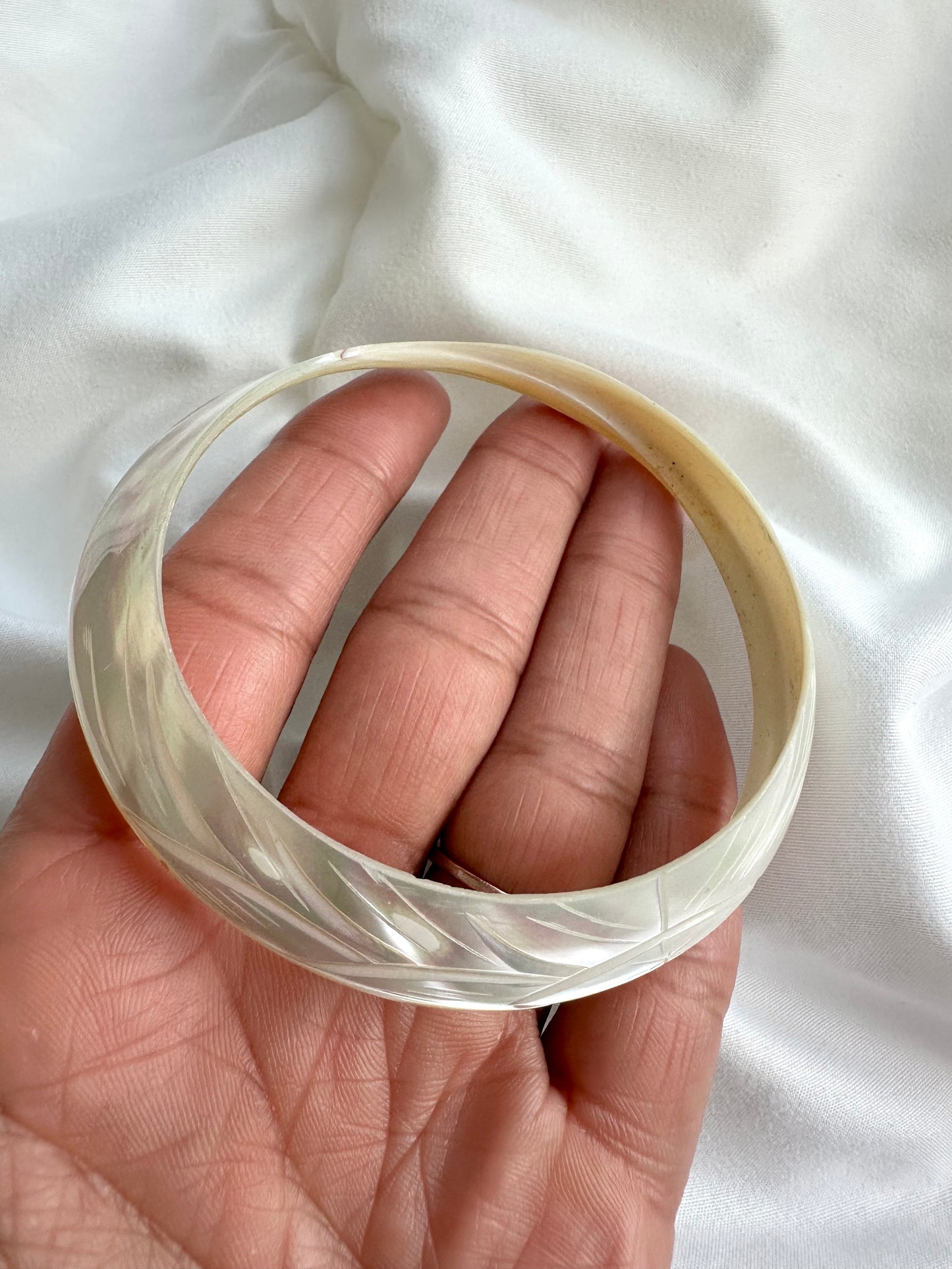 Vintage parelmoer bangle