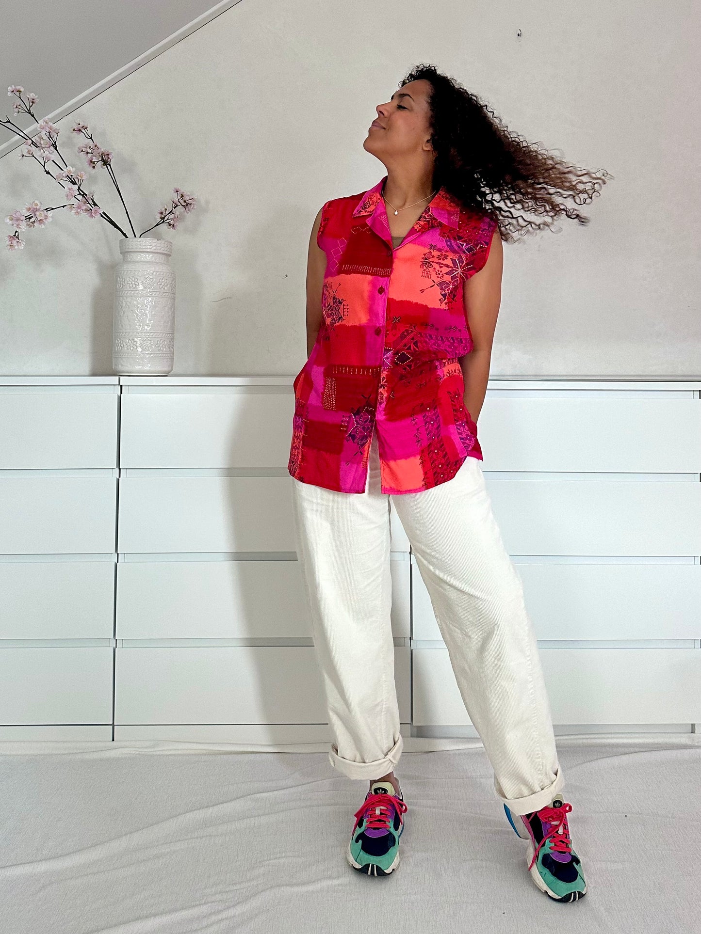 Vintage mouwloos blousje in koraal, rood en roze - L-XL
