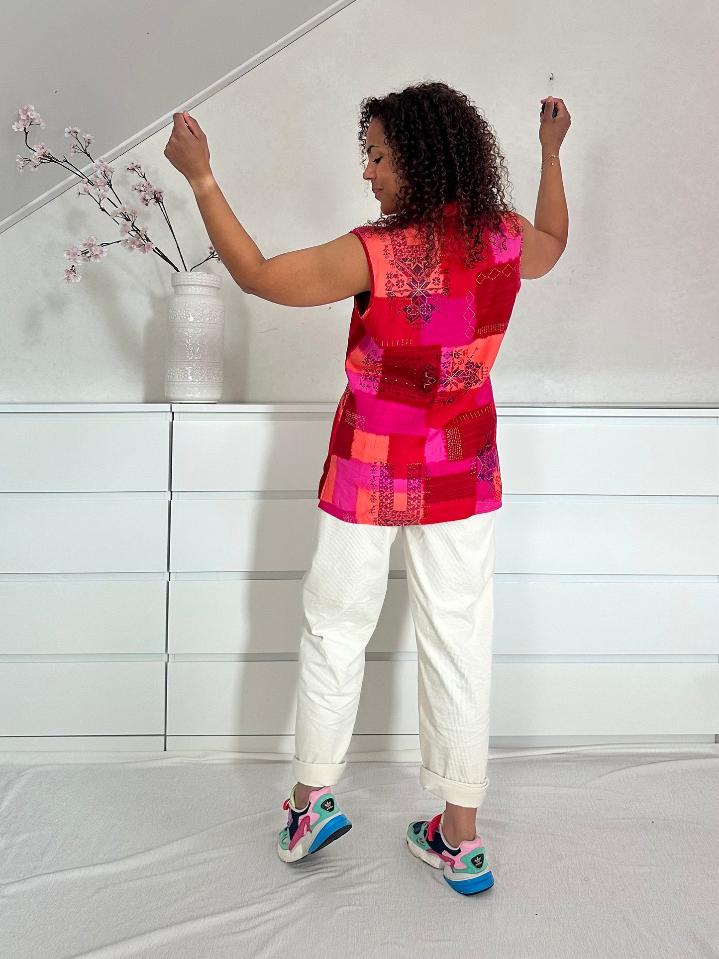 Vintage mouwloos blousje in koraal, rood en roze - L-XL