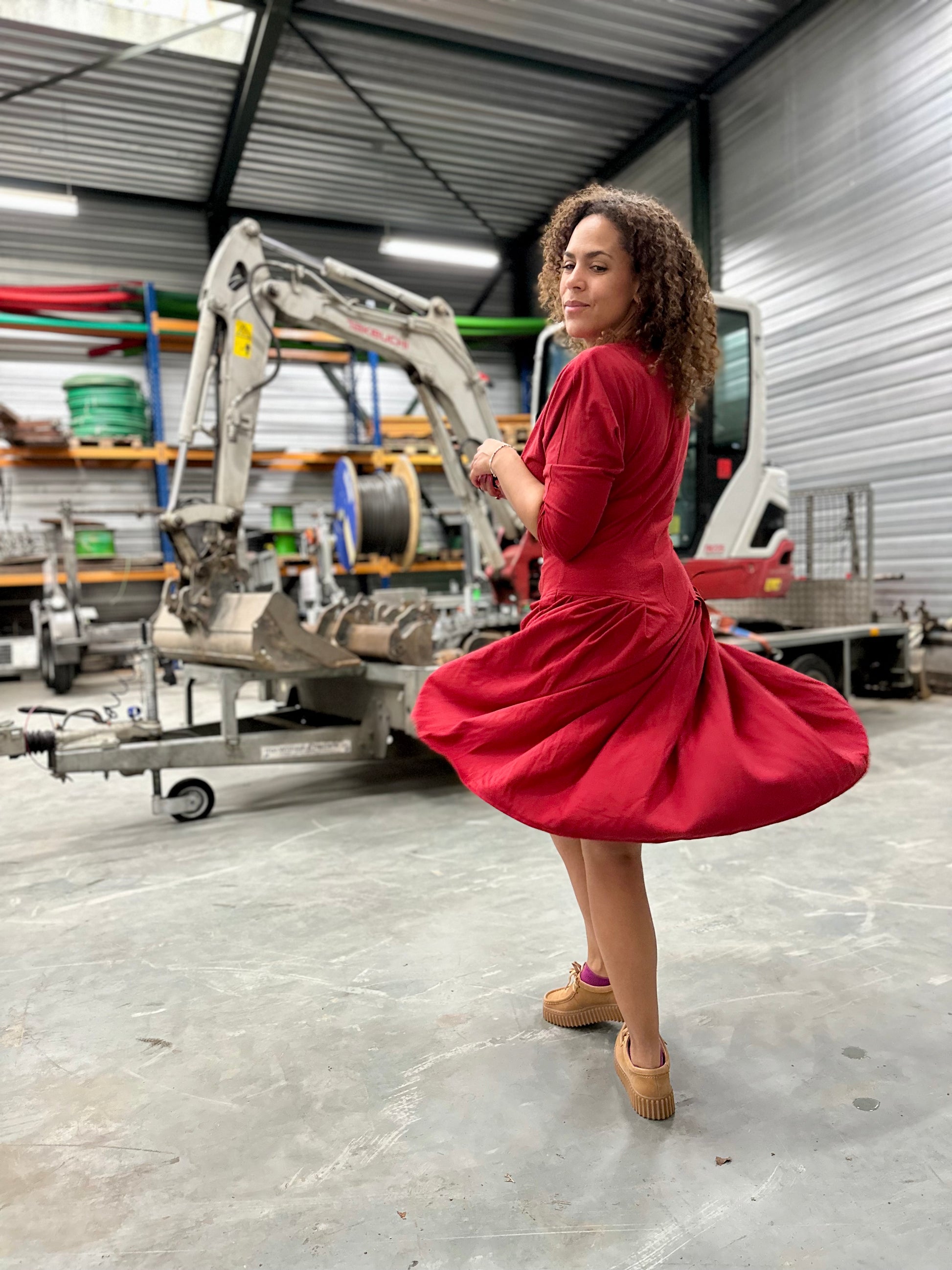 Vintage stijl burgundy jurk met klokrok