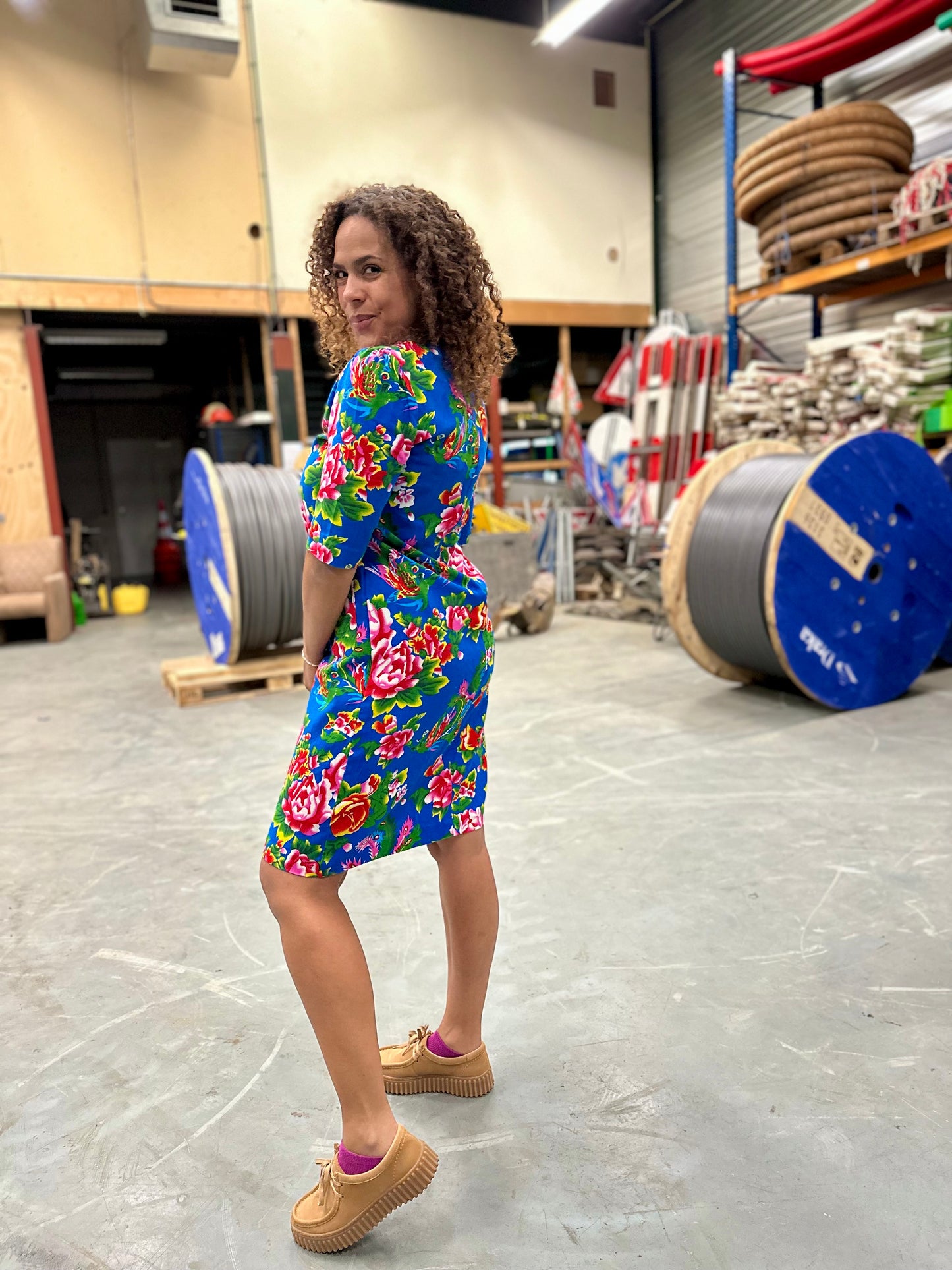 Vintage stijl midi-jurk met driekwartmouwen in botanische print